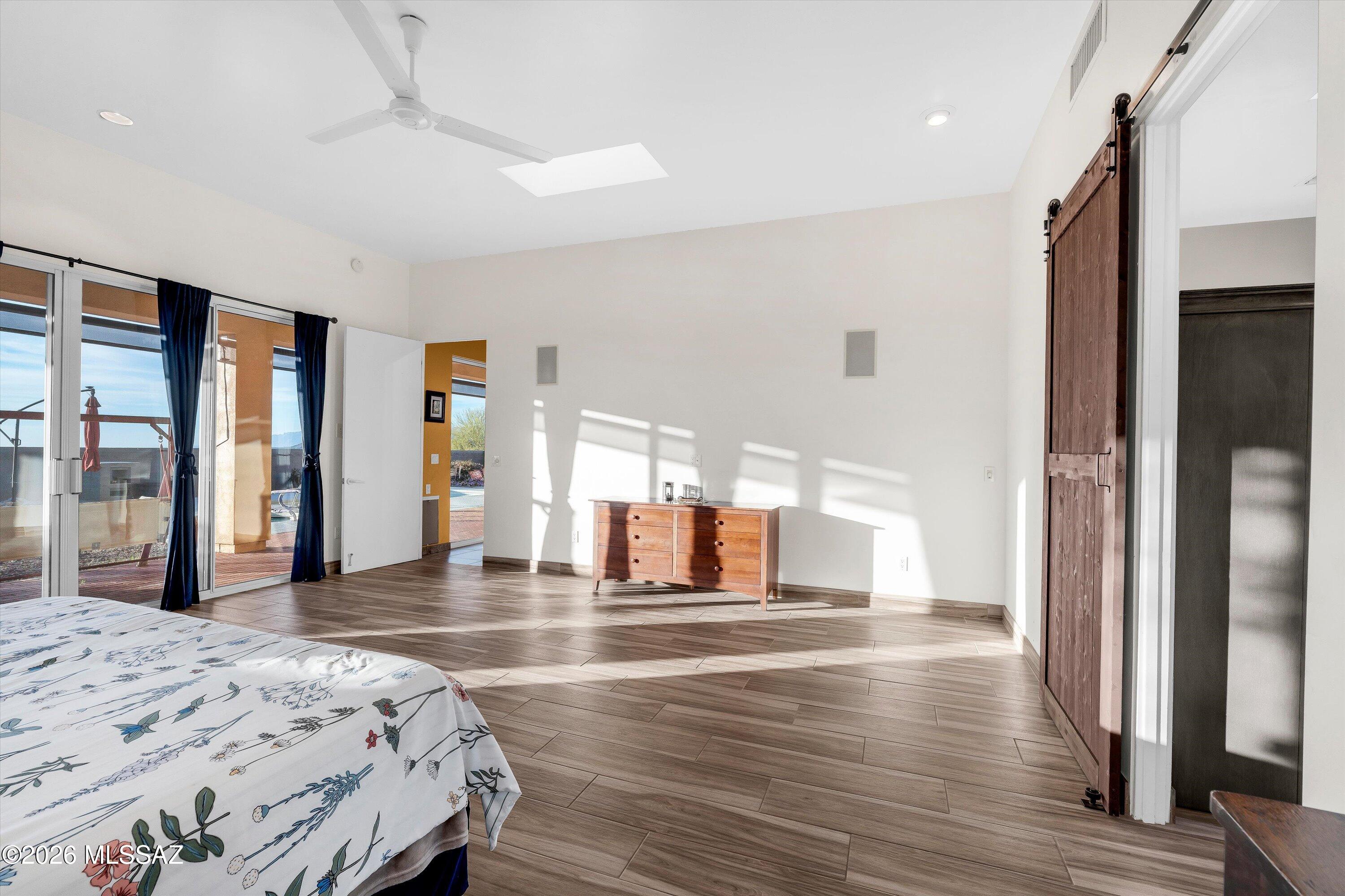Coyote Creek (1-395) - Residential
