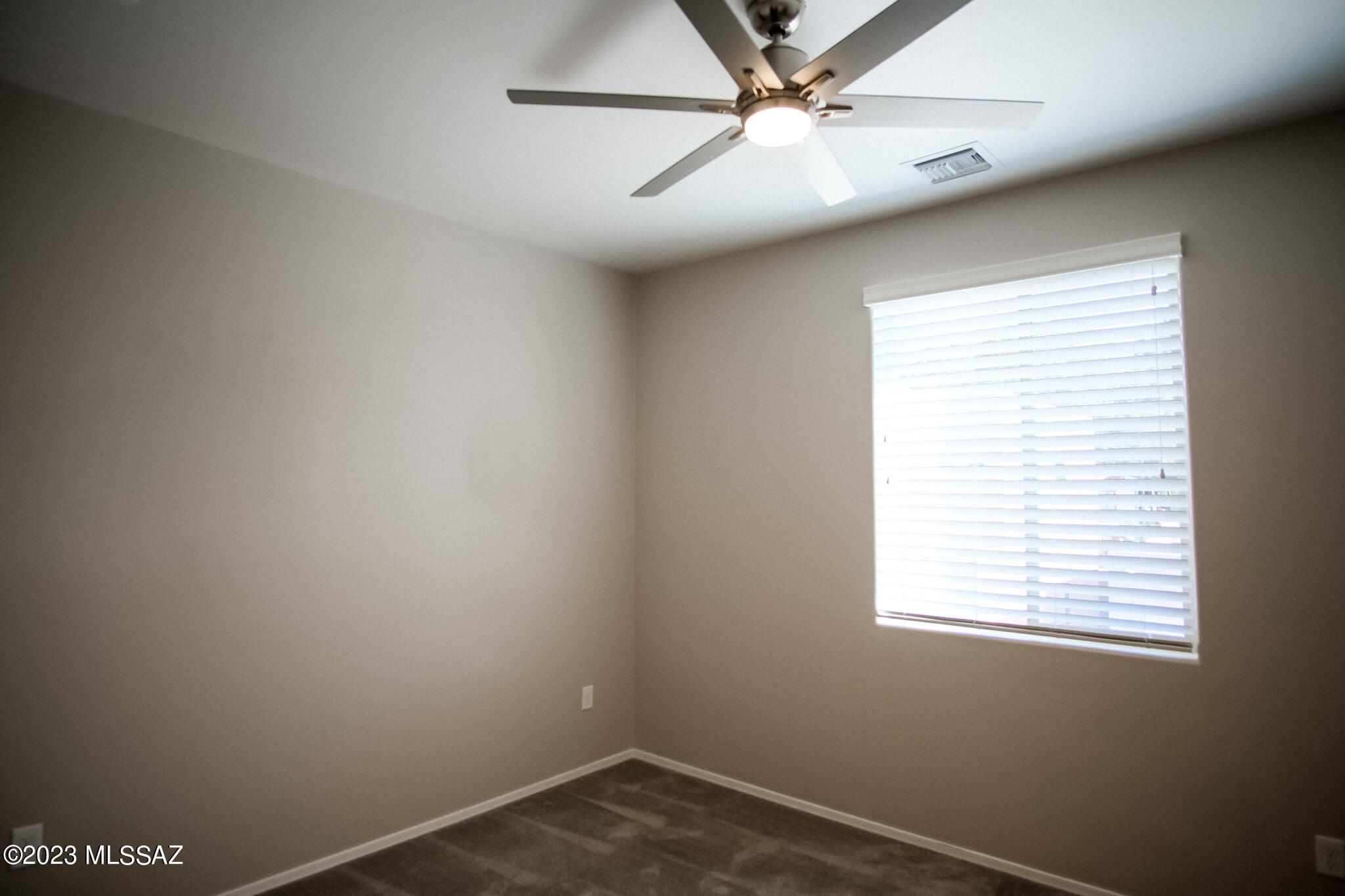 Alamo Crossing - Residential Lease