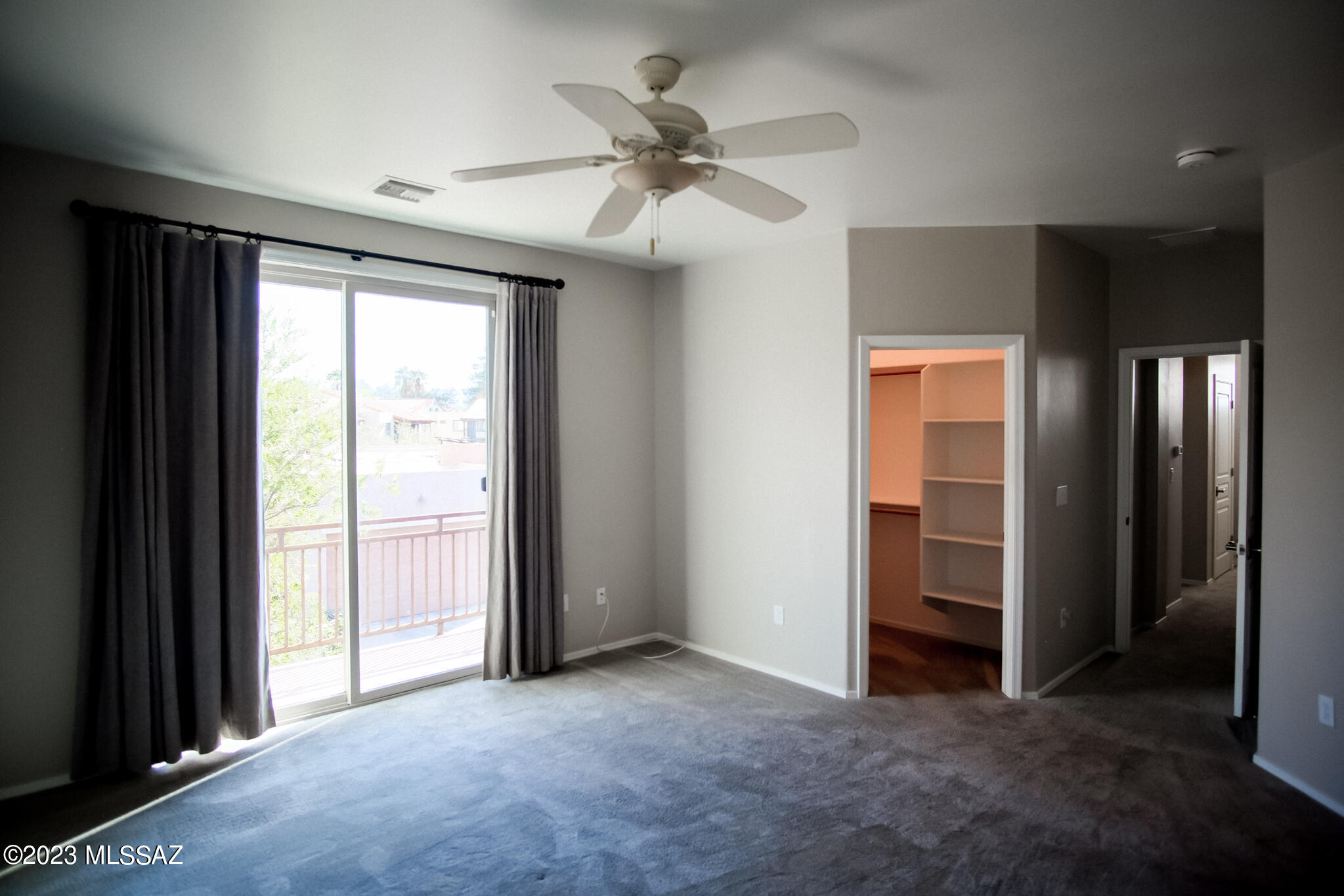 Alamo Crossing - Residential Lease