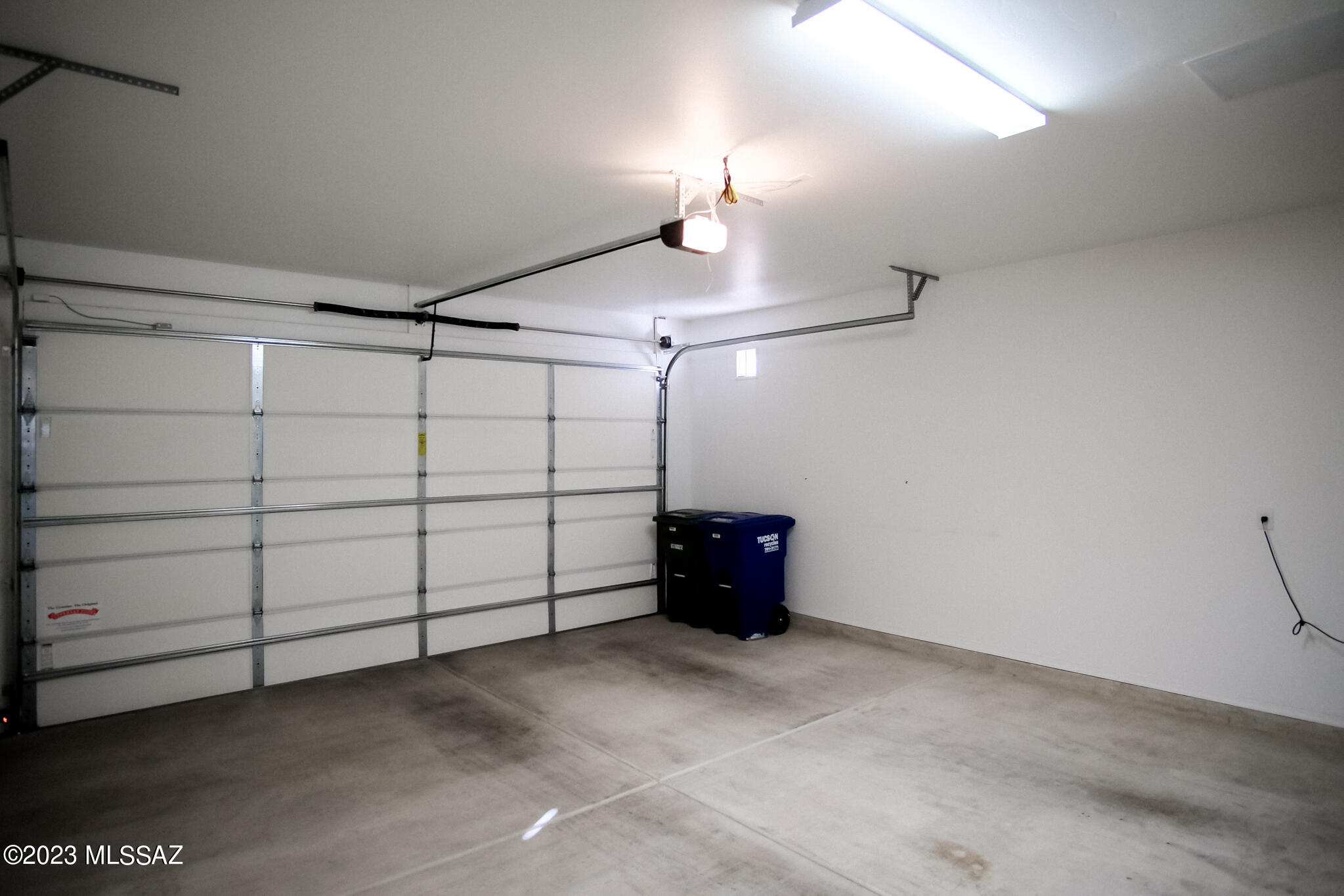 Alamo Crossing - Residential Lease