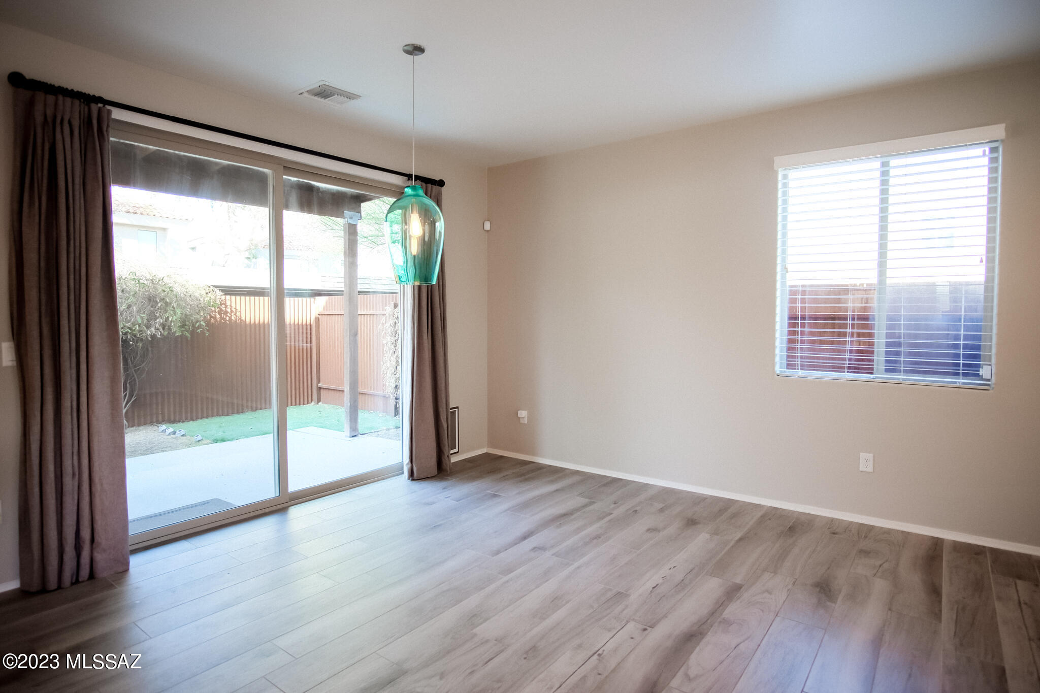 Alamo Crossing - Residential Lease