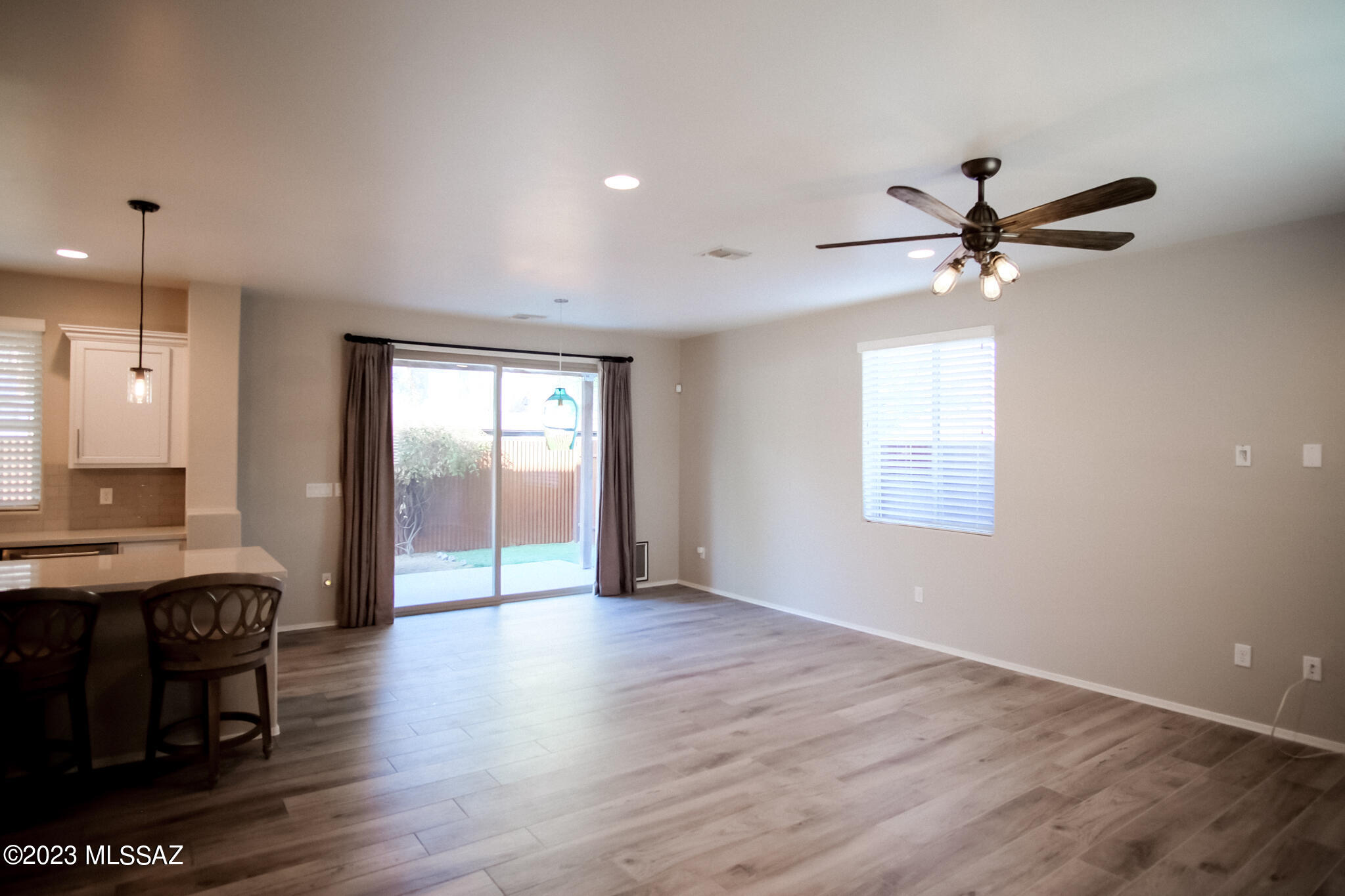 Alamo Crossing - Residential Lease