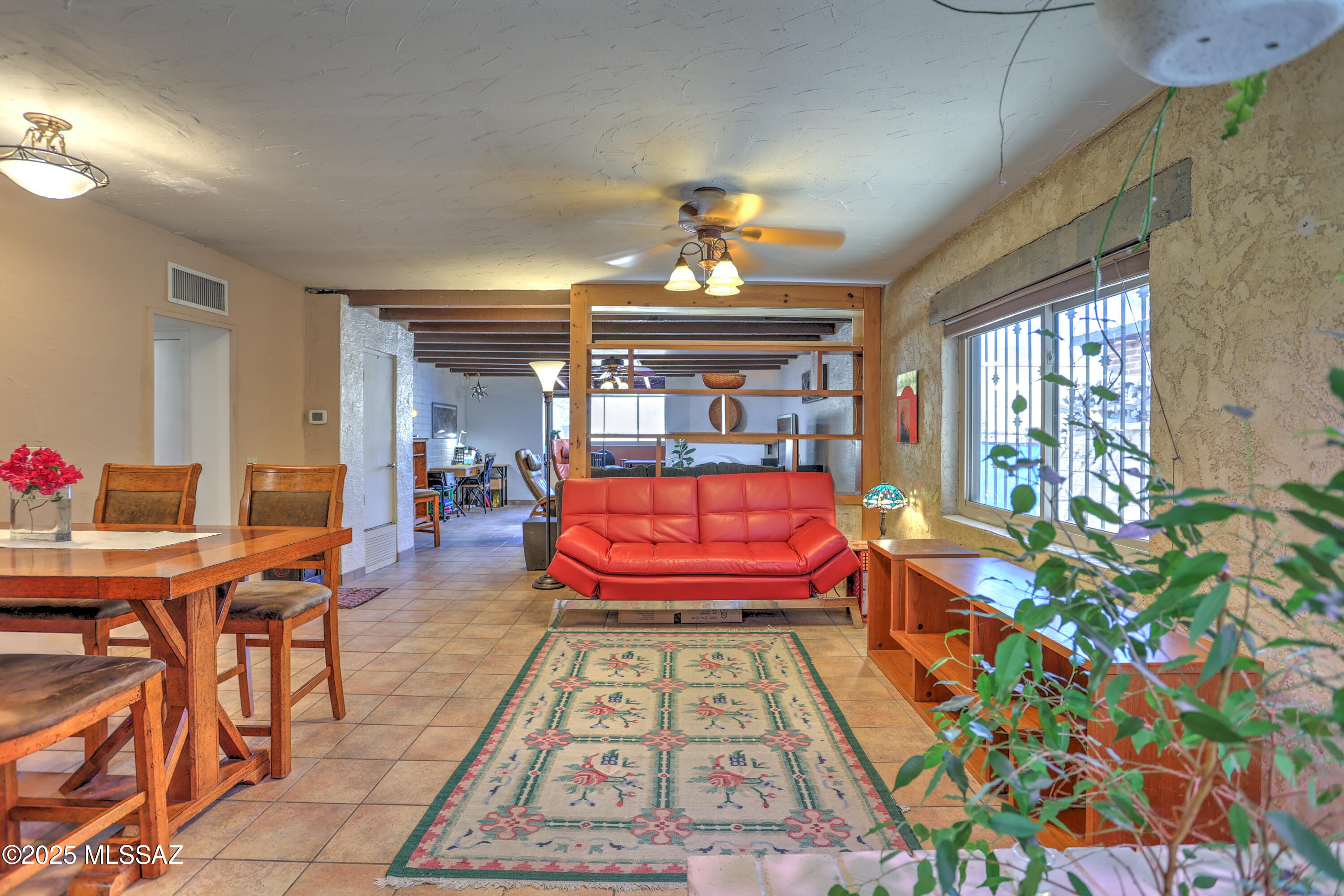 2631 E Prince Road
