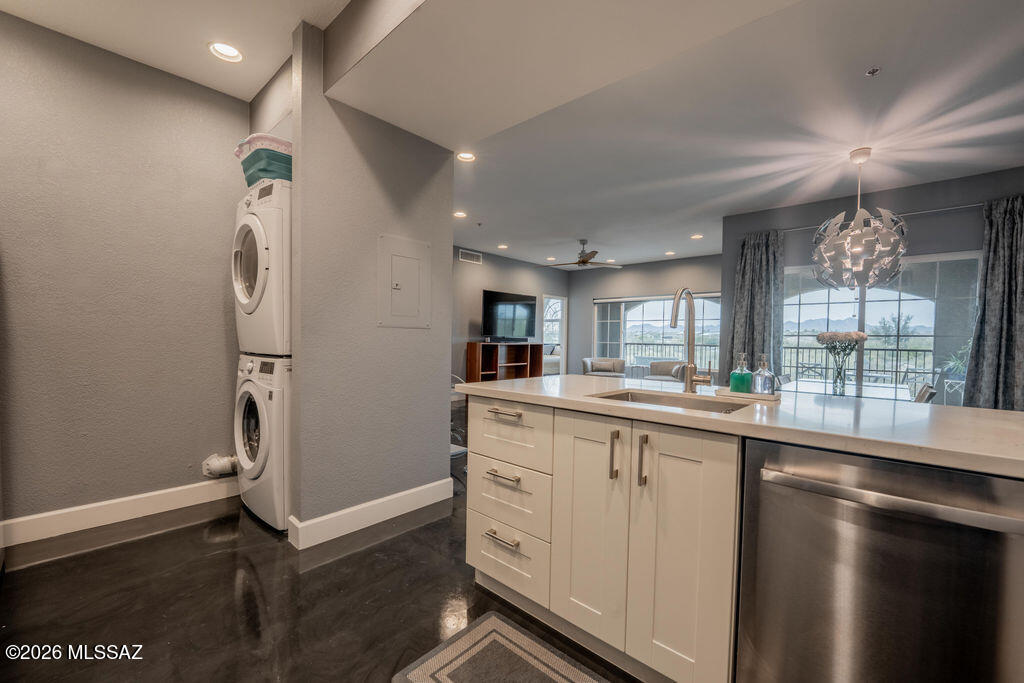 The Boulders at La Reserve Condominiums - Residential