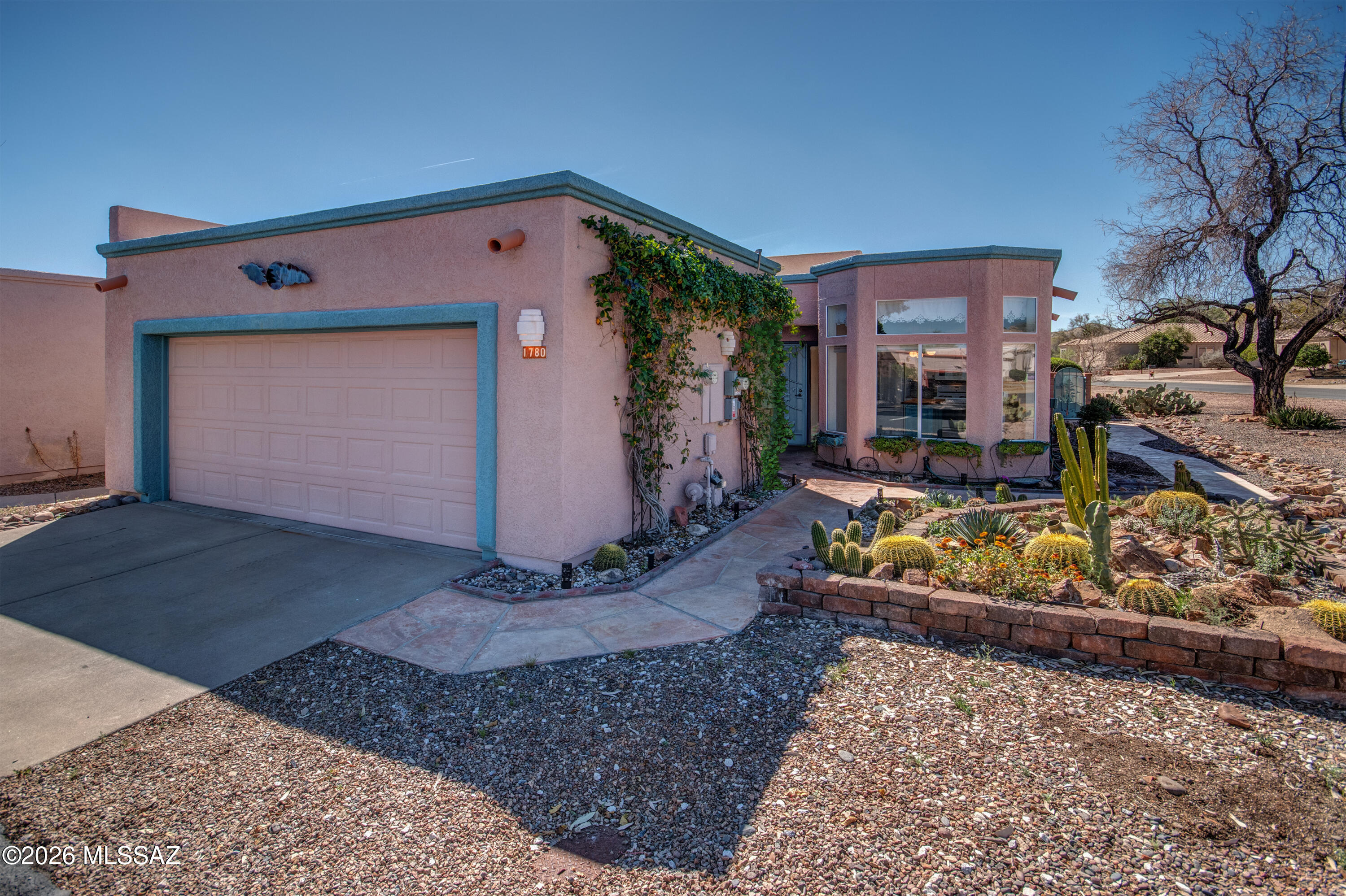 Colonia De Los Alamos - Springpointe - Residential