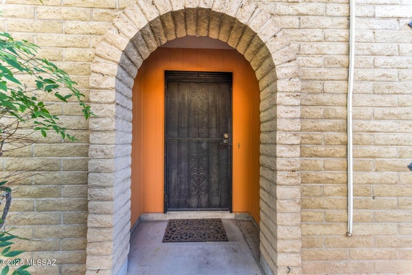 2825 W JENNIE LN, TUCSON, AZ 85713 - Image 3fcce064eea57c2a5b76142a6dab91ee/1760048872