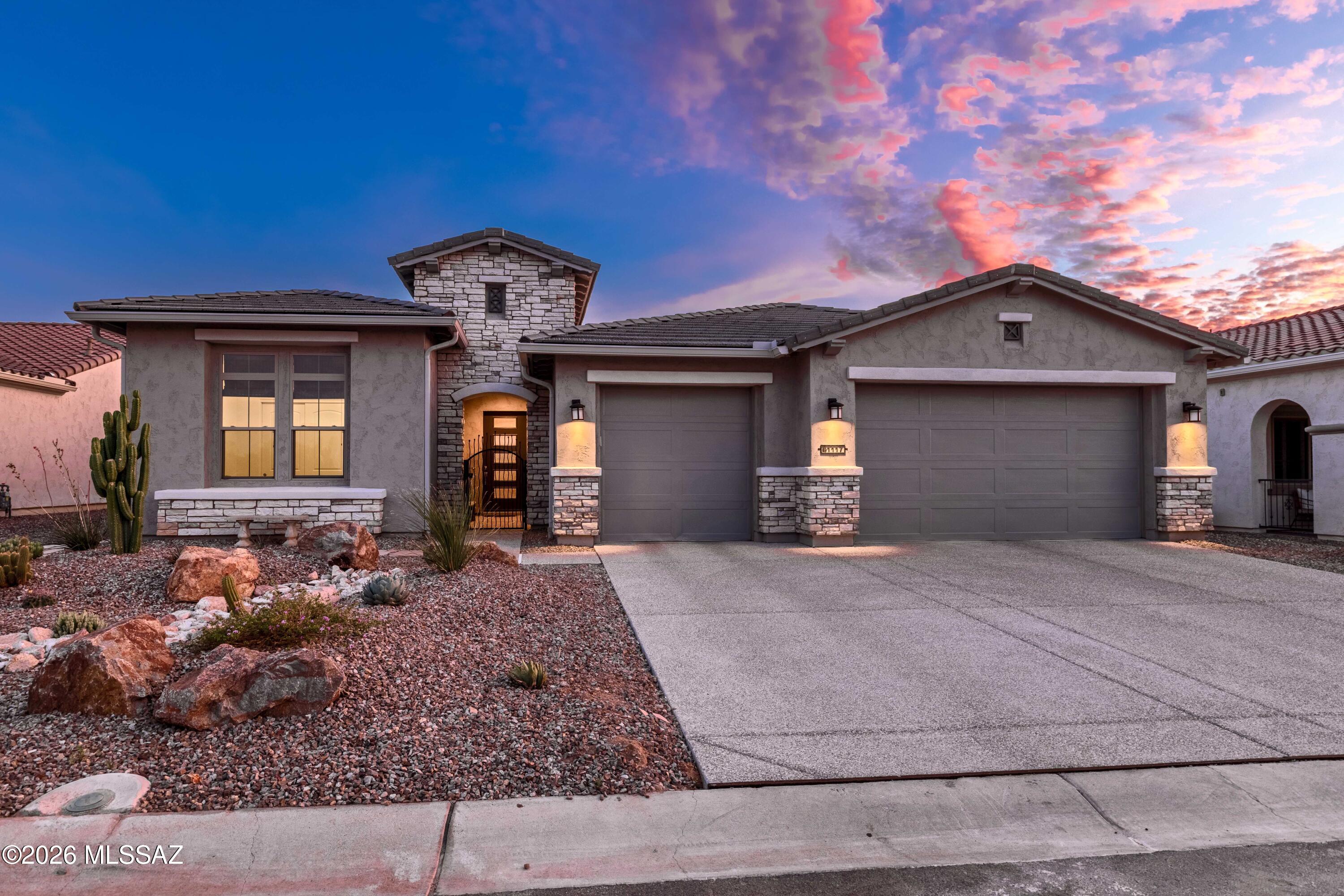 61117 E Flagstone Lane