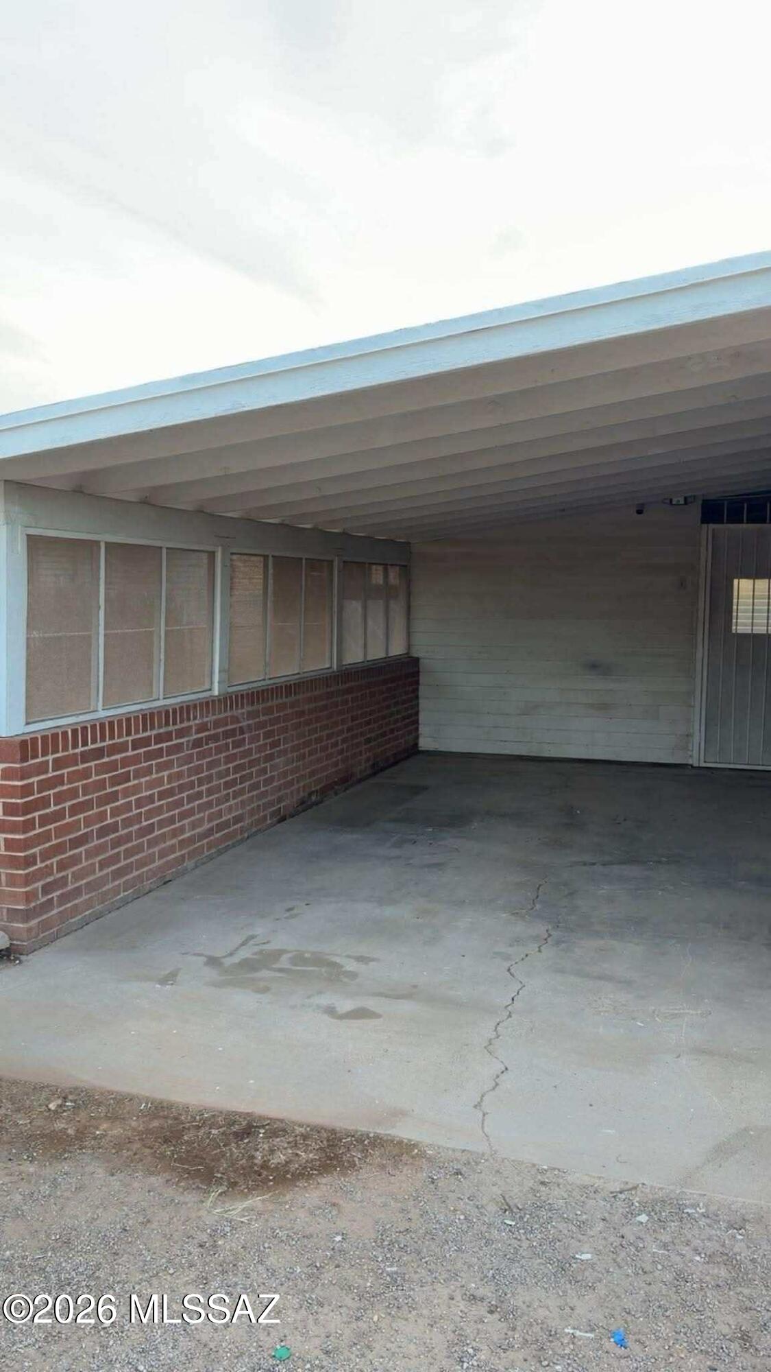 2661 N Winstel Boulevard