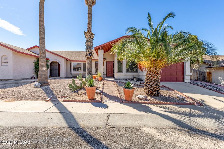 Welcome Home!!! This gorgeous 3 bedroom 2 bath home at the desirable Reddington Hills in Tucson is in a fantastic location. Close to restaurants, shopping, schools, parks, golf courses & various hiking trails. You'll love the layout of this home. Your kitchen offers granite counter tops, a breakfast bar, stainless steel appliances, full height tiled backsplashes, filtered water & plenty of cabinetry for storage & organization. Your spacious master suite offers a plethora of natural light from your bay windows, a walk in closet, dual vanity & a shower/tub combo. This home also offers a new roof & nest thermostat (2025), 3rd bedroom has been updated with new laminate flooring (2026), ceiling fans, vaulted ceilings, a 1 car garage, as well as a low maintenance backyard with a citrus tree & covered patio. This gem in the desert is a Great Buy & a Must See!!!
**Furniture is available on a separate bill of sale.