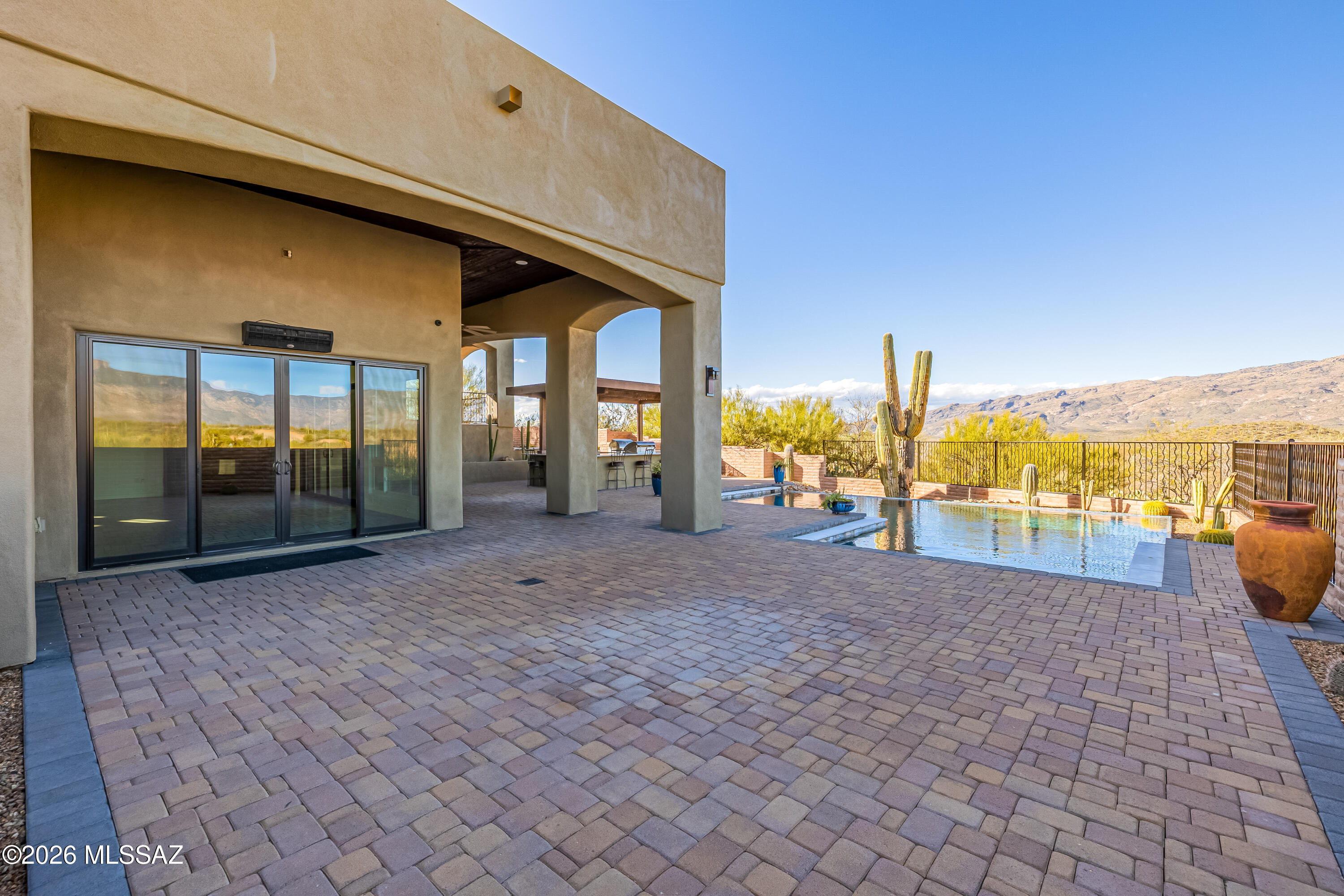 Coyote Creek (1-395) - Residential