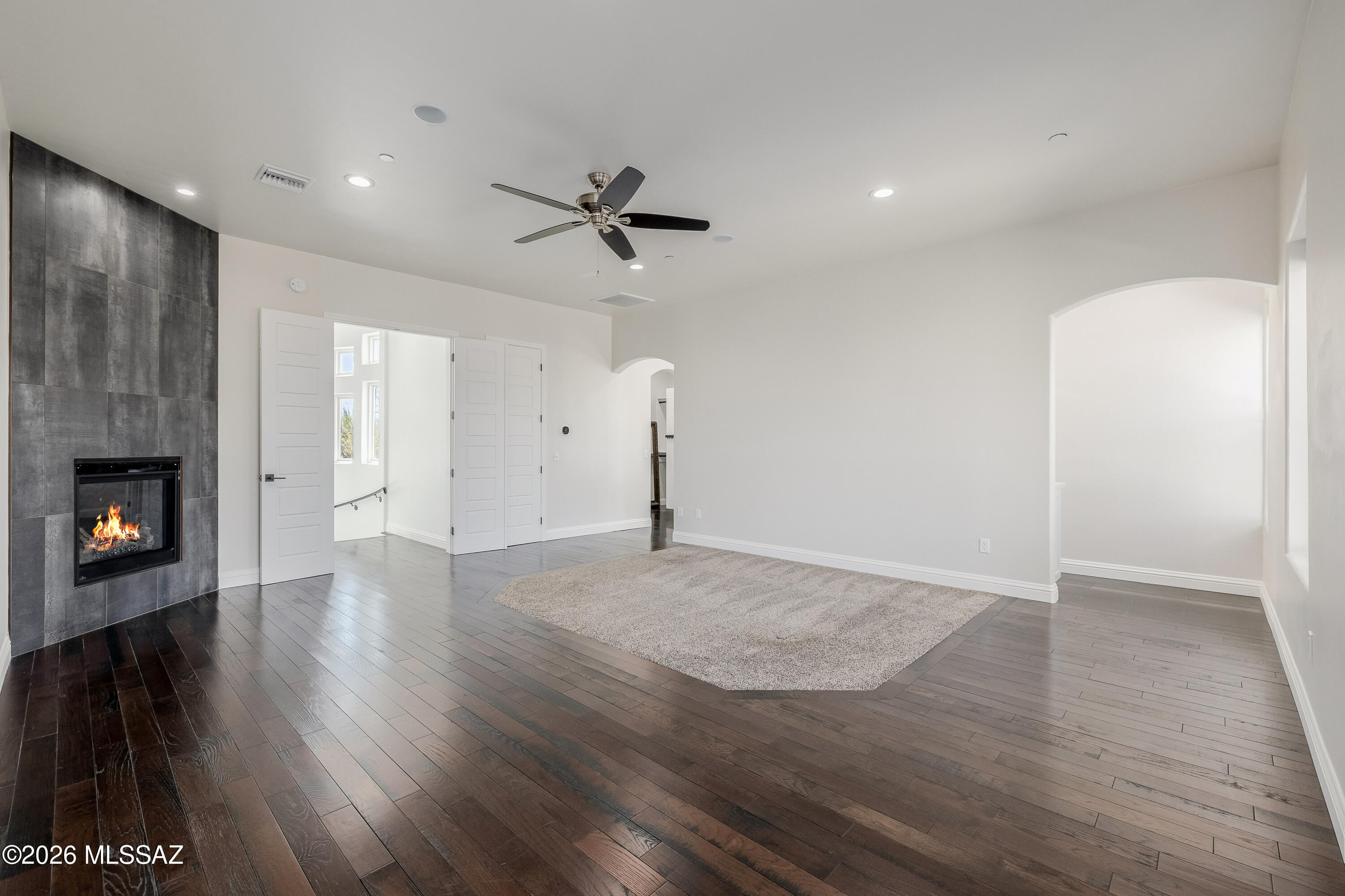 Coyote Creek (1-395) - Residential