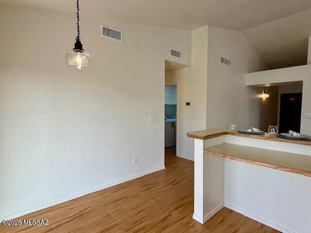 Country Highlands (1-180) - Residential
