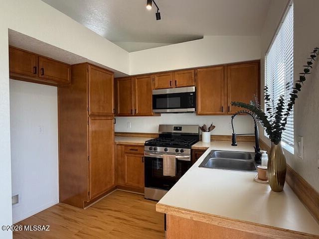 Country Highlands (1-180) - Residential