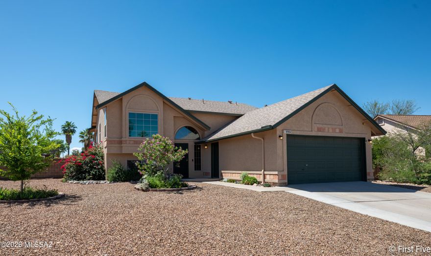 Located in the desirable Northwest Tucson area! This property offers a comfortable and functional layout with a spacious living areas, a bright kitchen, newer appliances, and plenty of natural light throughout. The Home features 4 bedrooms and 2.5 bathrooms, providing flexibility for families, roommates, or a home office set up. Enjoy a large private backyard space with views, perfect for relaxing, or entertaining. Conveniently located near shopping, dining, parks, and easy access to major roadways, this home combines comfort with convenience. Don't miss this opportunity to lease a great home in a prime Tucson location!