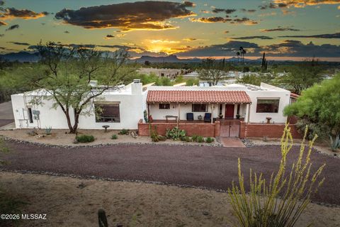 Photo of 8625 N Sunnyslope Drive, Tucson, AZ 85704 (MLS # 22607626)