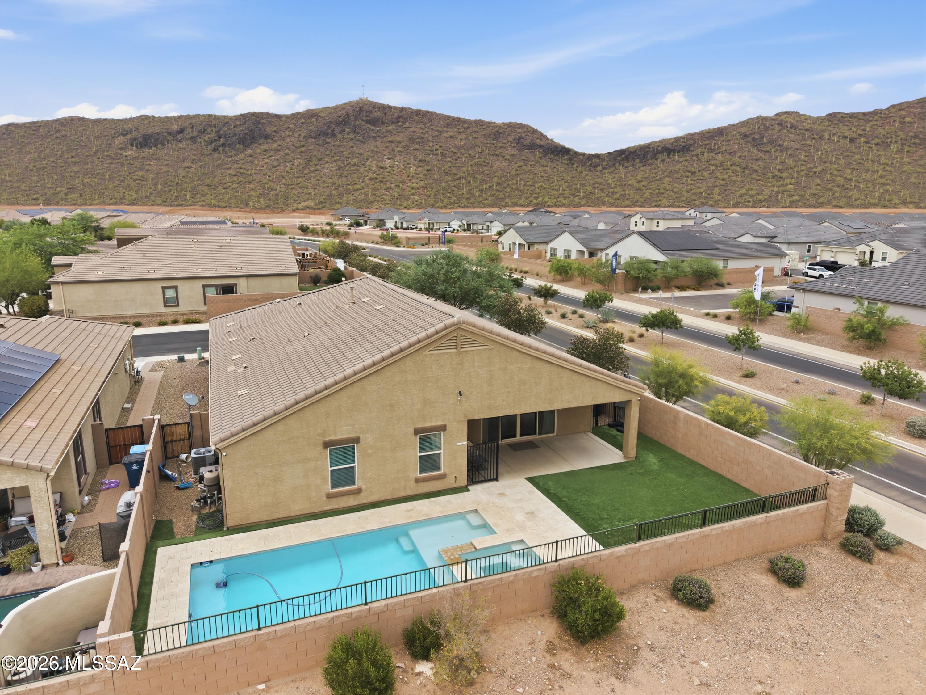 Saguaro Bloom 7A - Residential