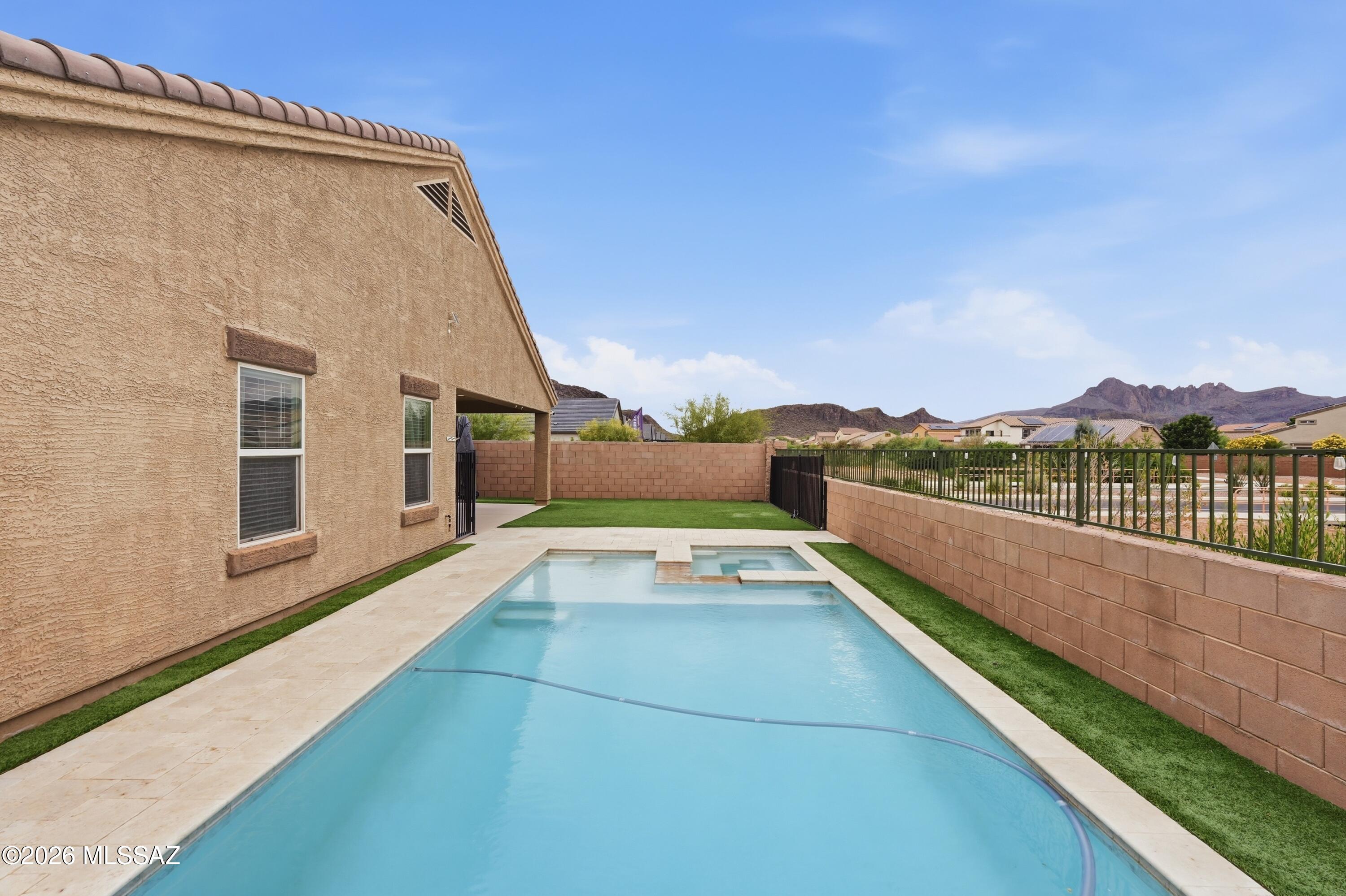 Saguaro Bloom 7A - Residential
