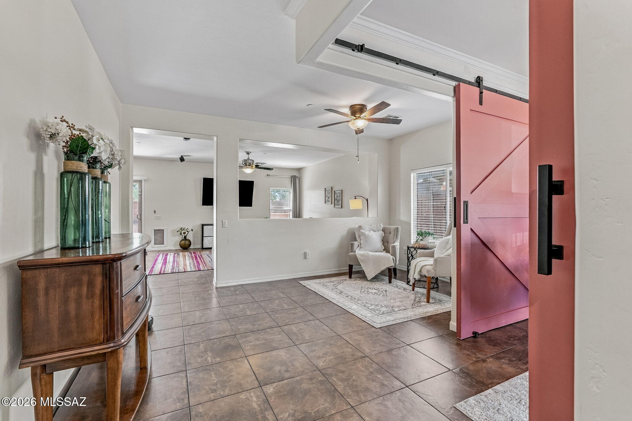 825 W Via De Gala