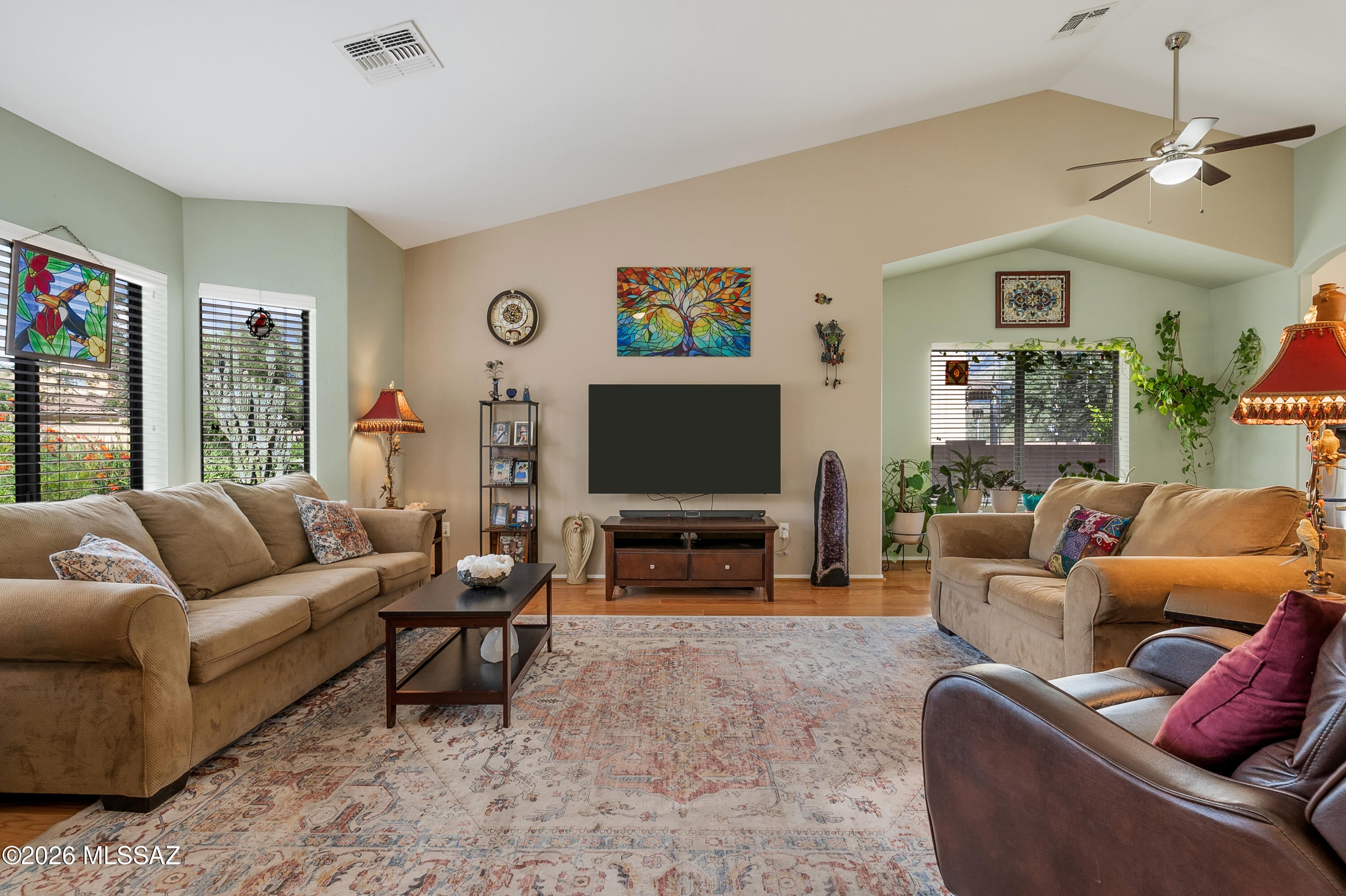 238 E Shore Cliff Place
