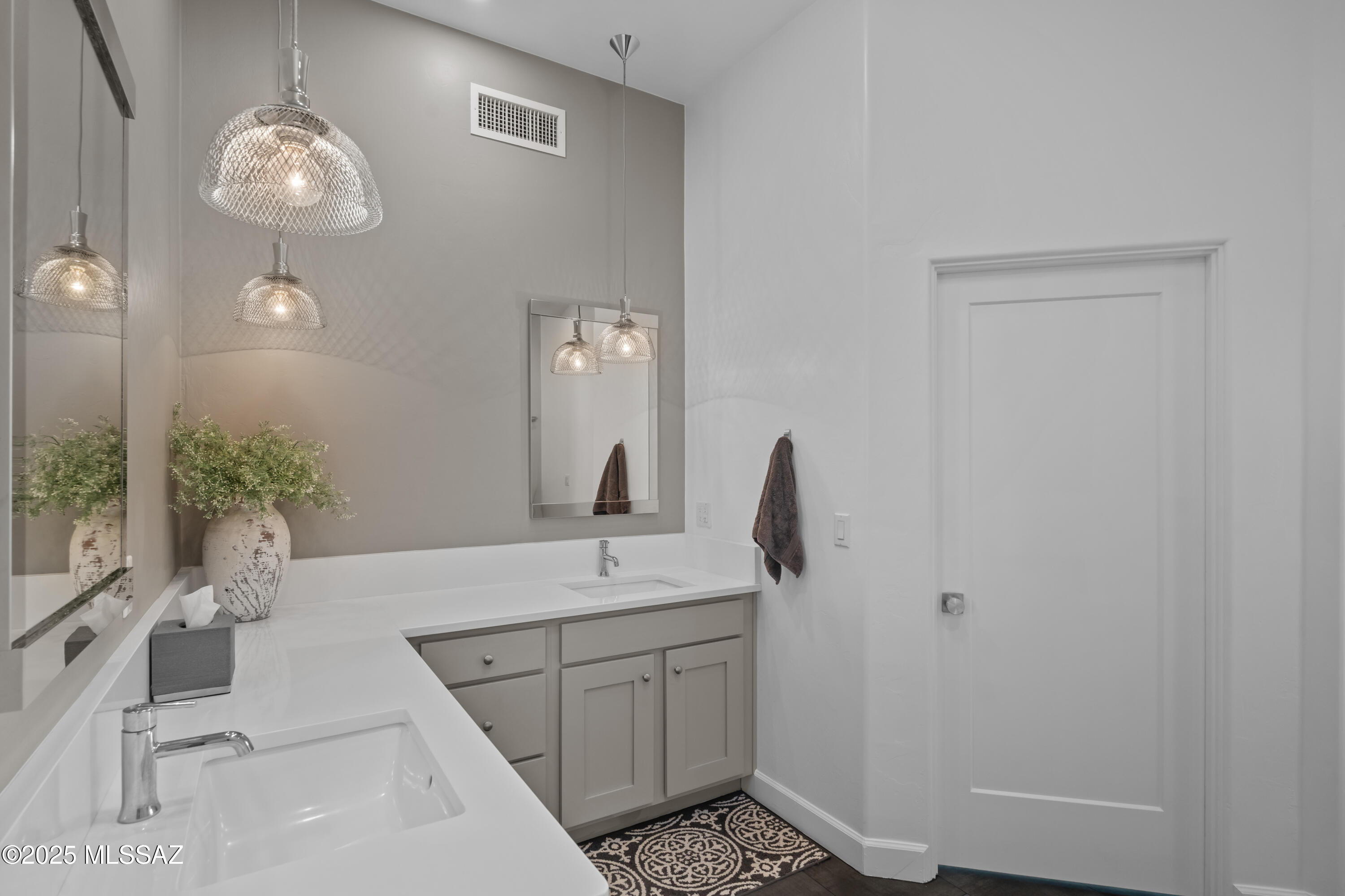 Coyote Creek (1-395) - Residential