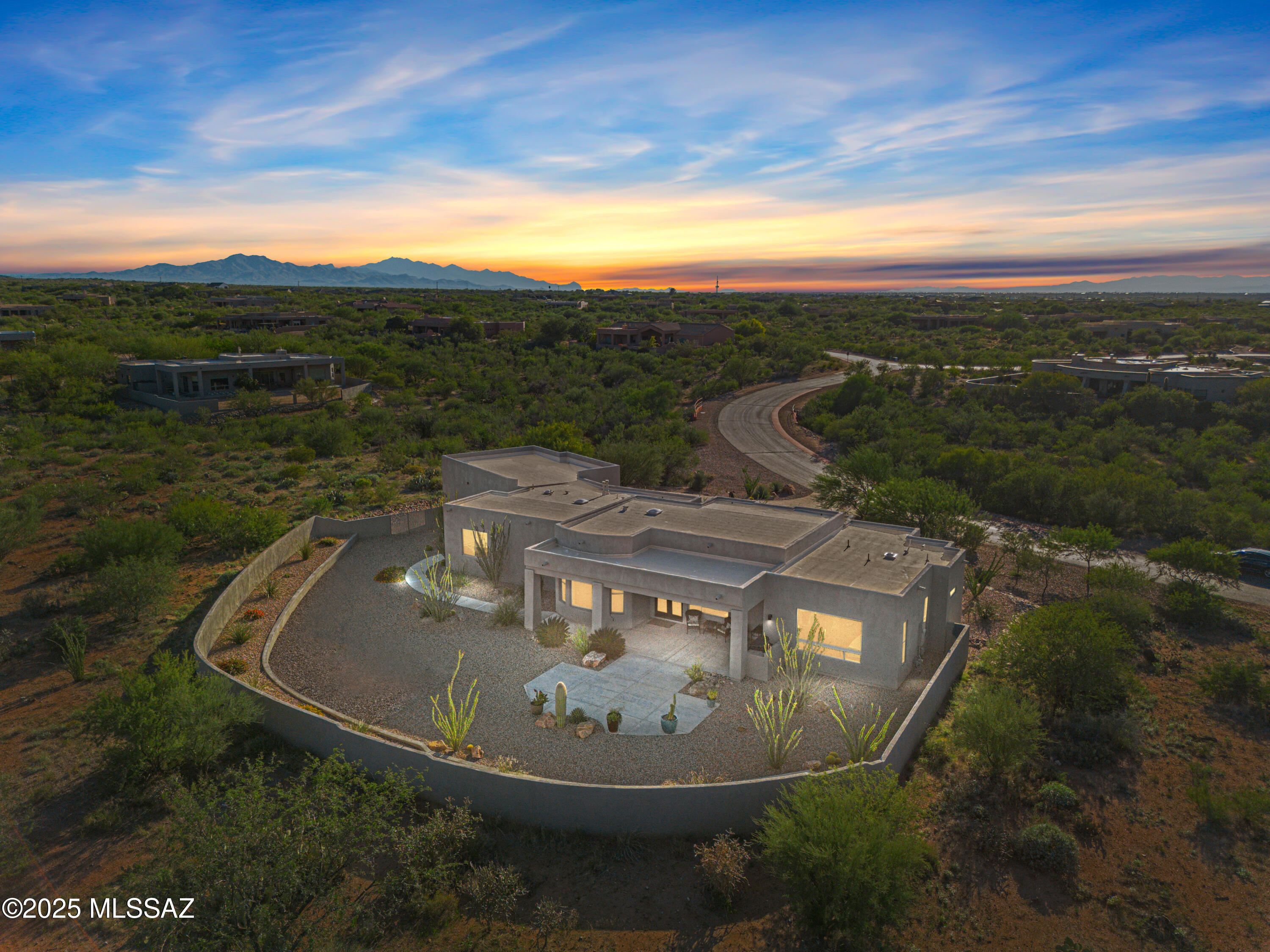 Coyote Creek (1-395) - Residential