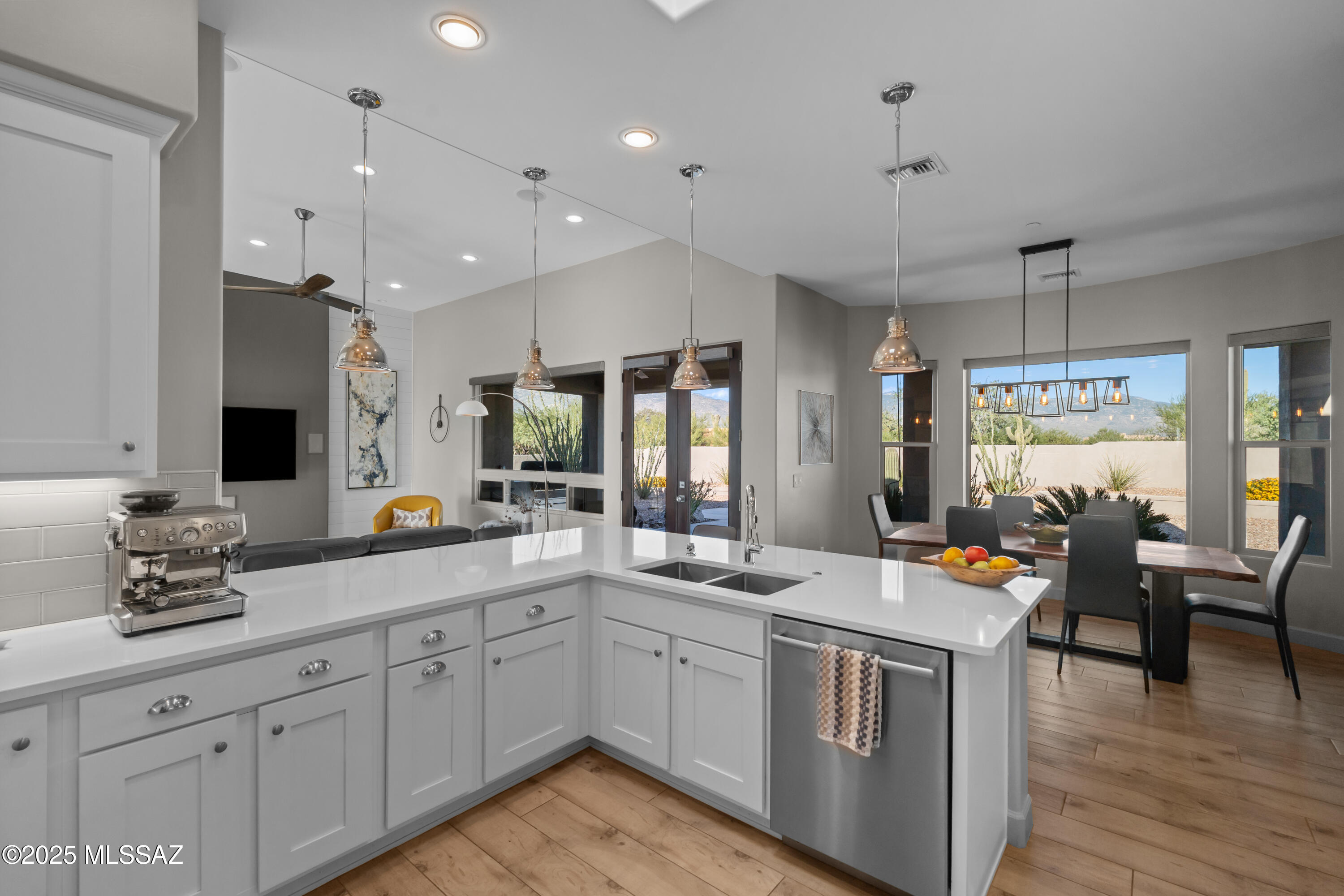 Coyote Creek (1-395) - Residential