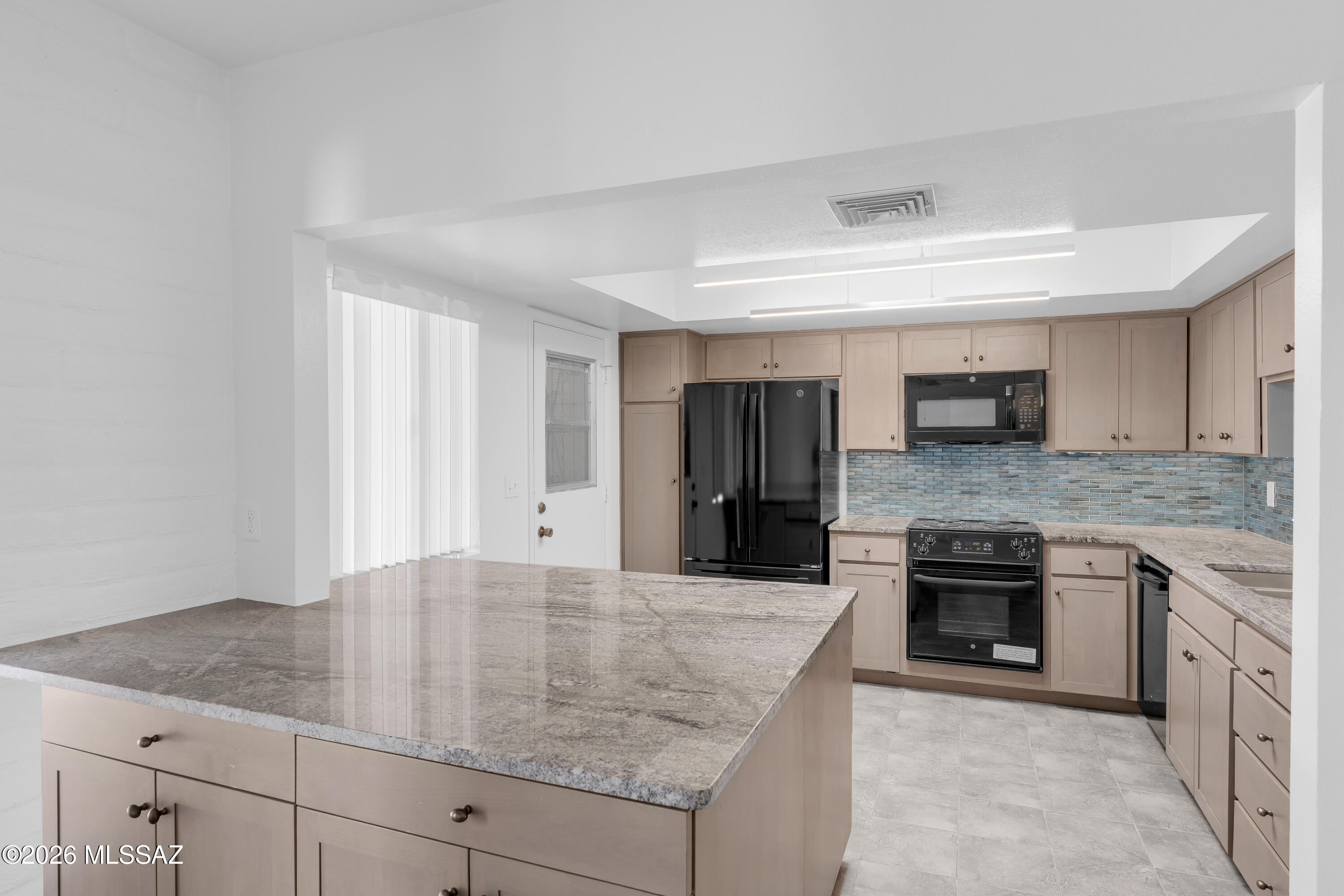 Oro Valley Townhouses (47-52, 58-91) - Residential