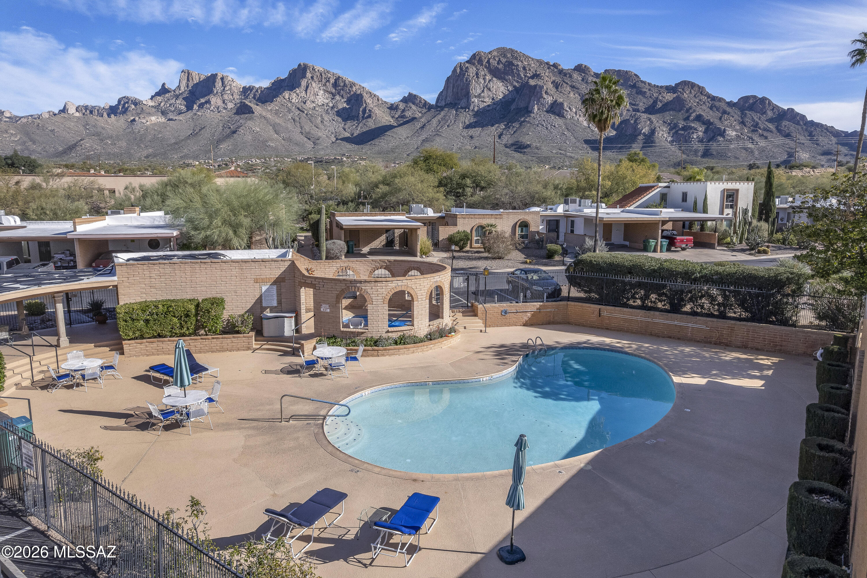 Oro Valley Townhouses (47-52, 58-91) - Residential