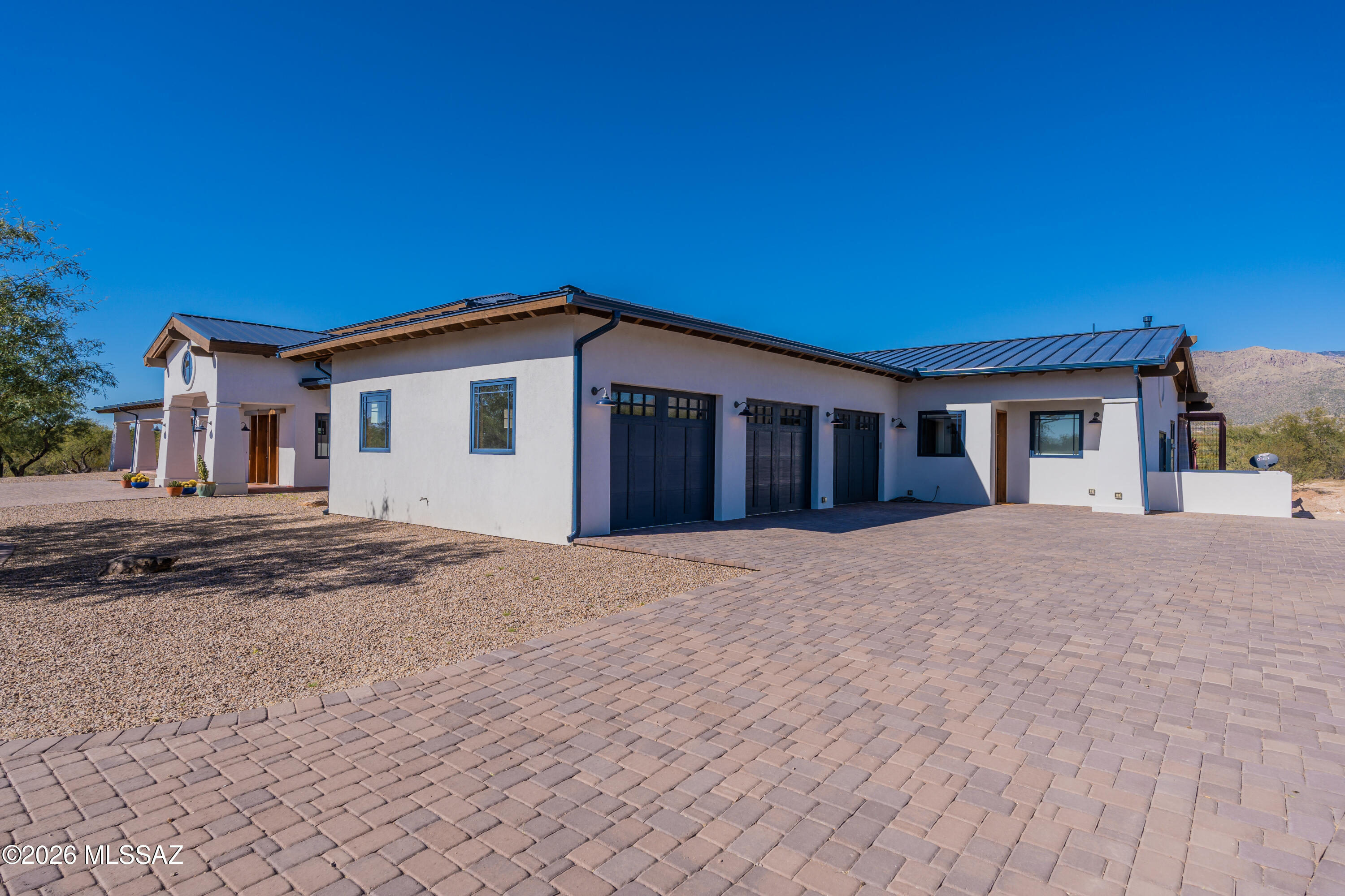 11745 E Rancho Los Rios Drive