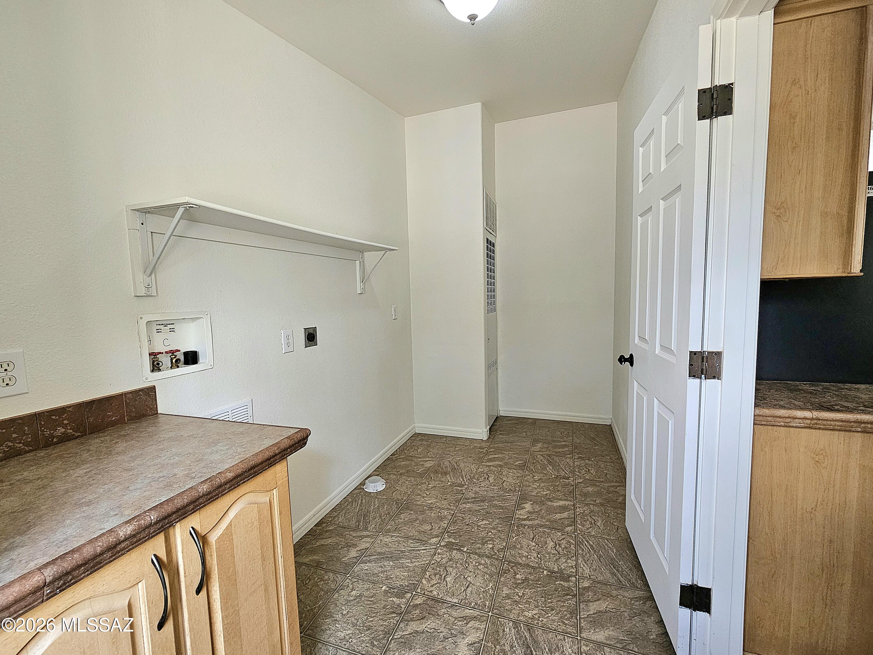 Mescal Lakes - Residential