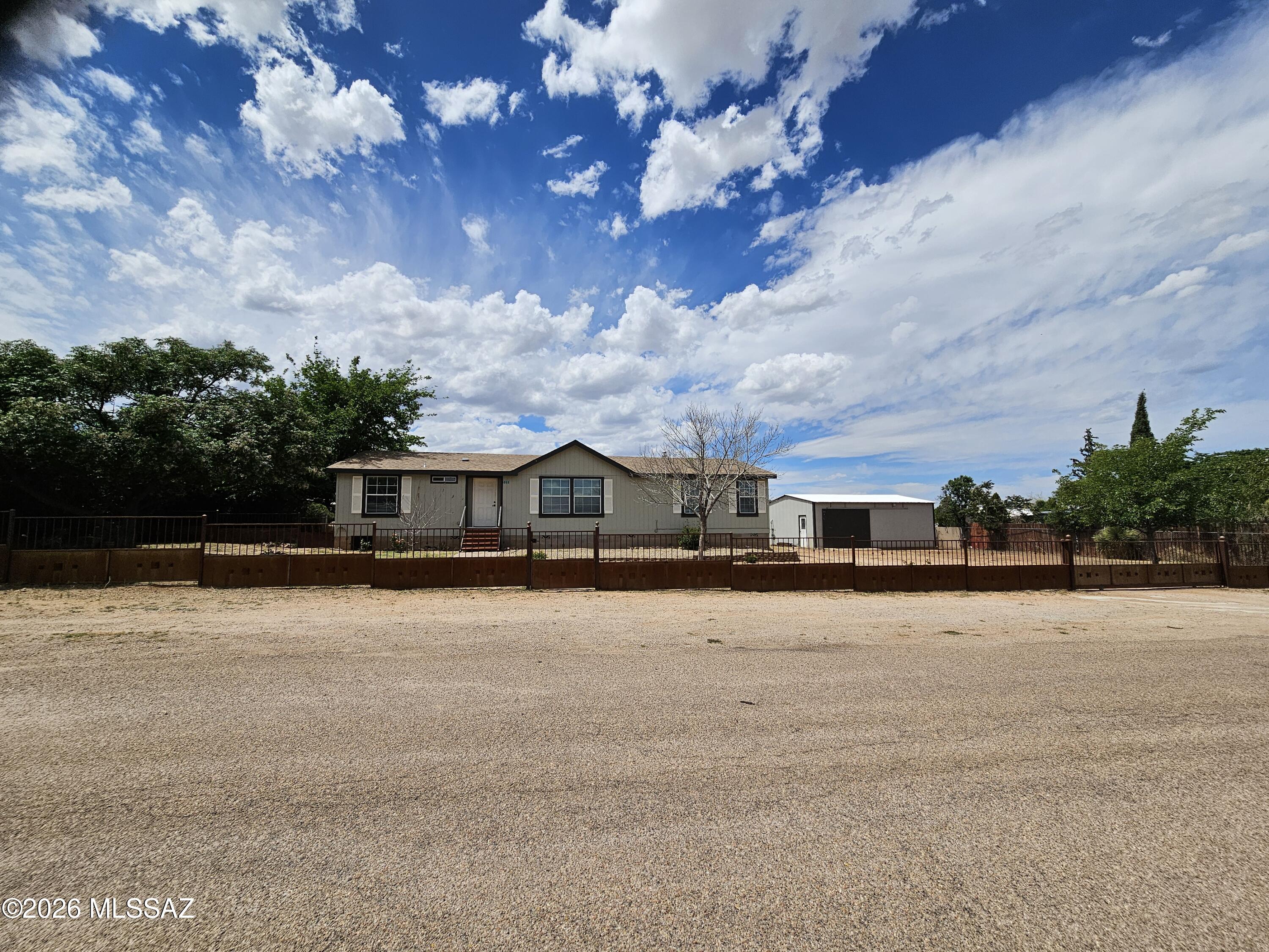 Mescal Lakes - Residential