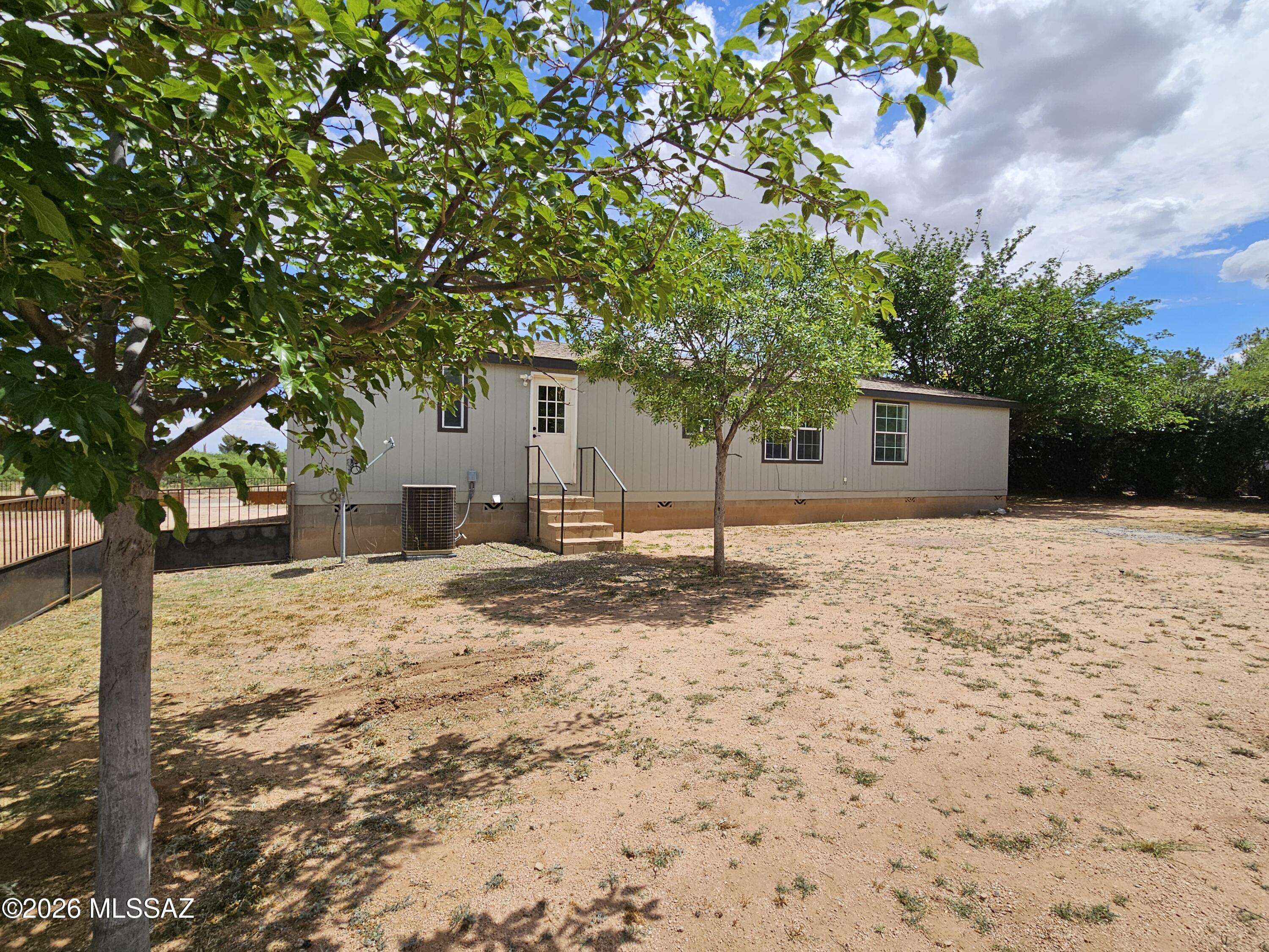 Mescal Lakes - Residential