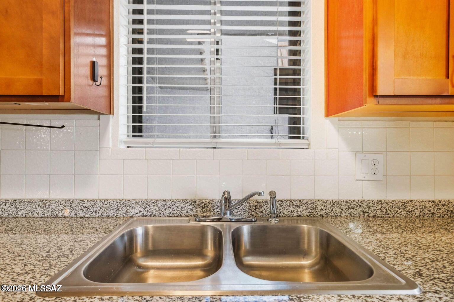 660 E River Road APT W