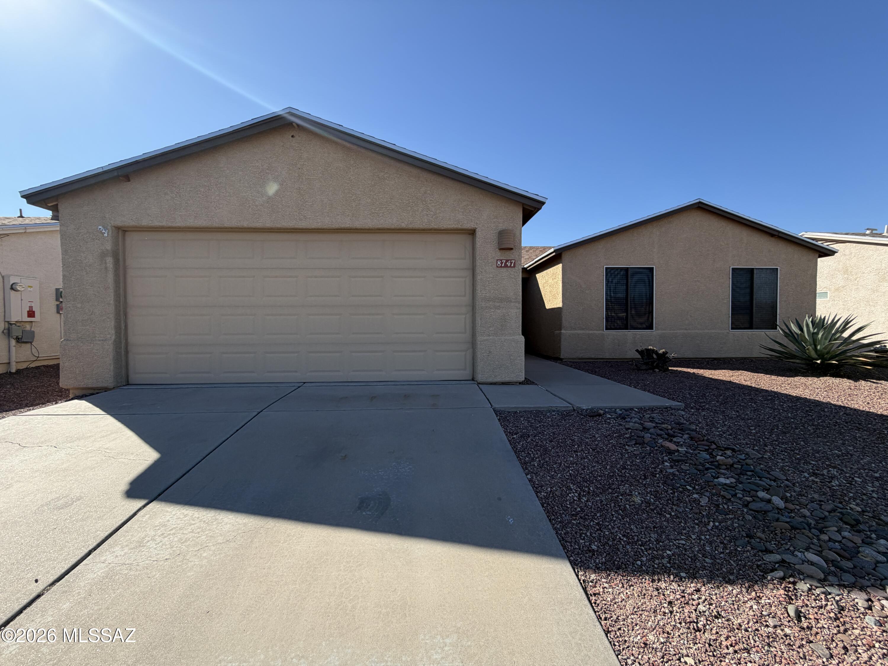 Silver Moon (1-101) - Residential Lease