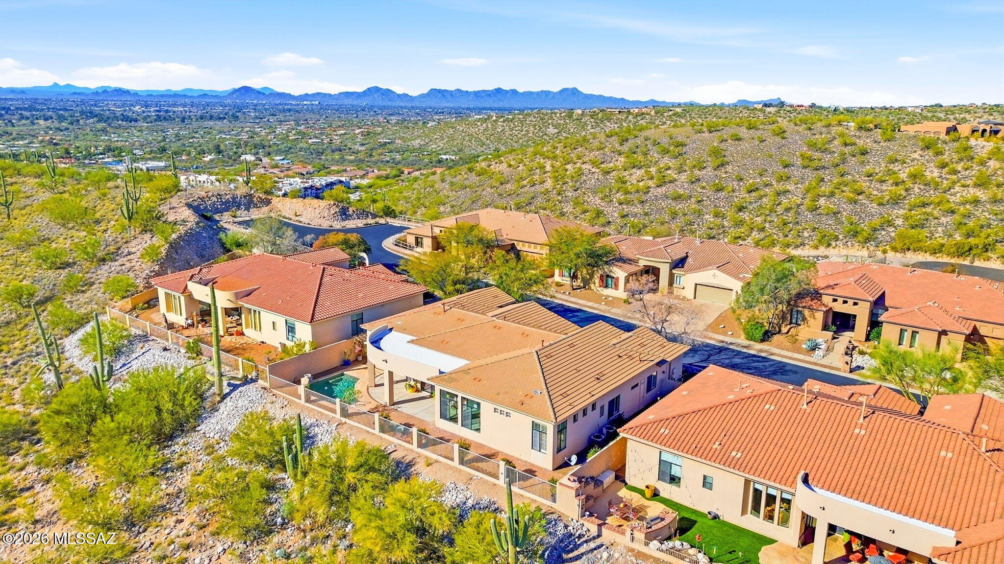 Sabino Mountain (1-290) - Residential