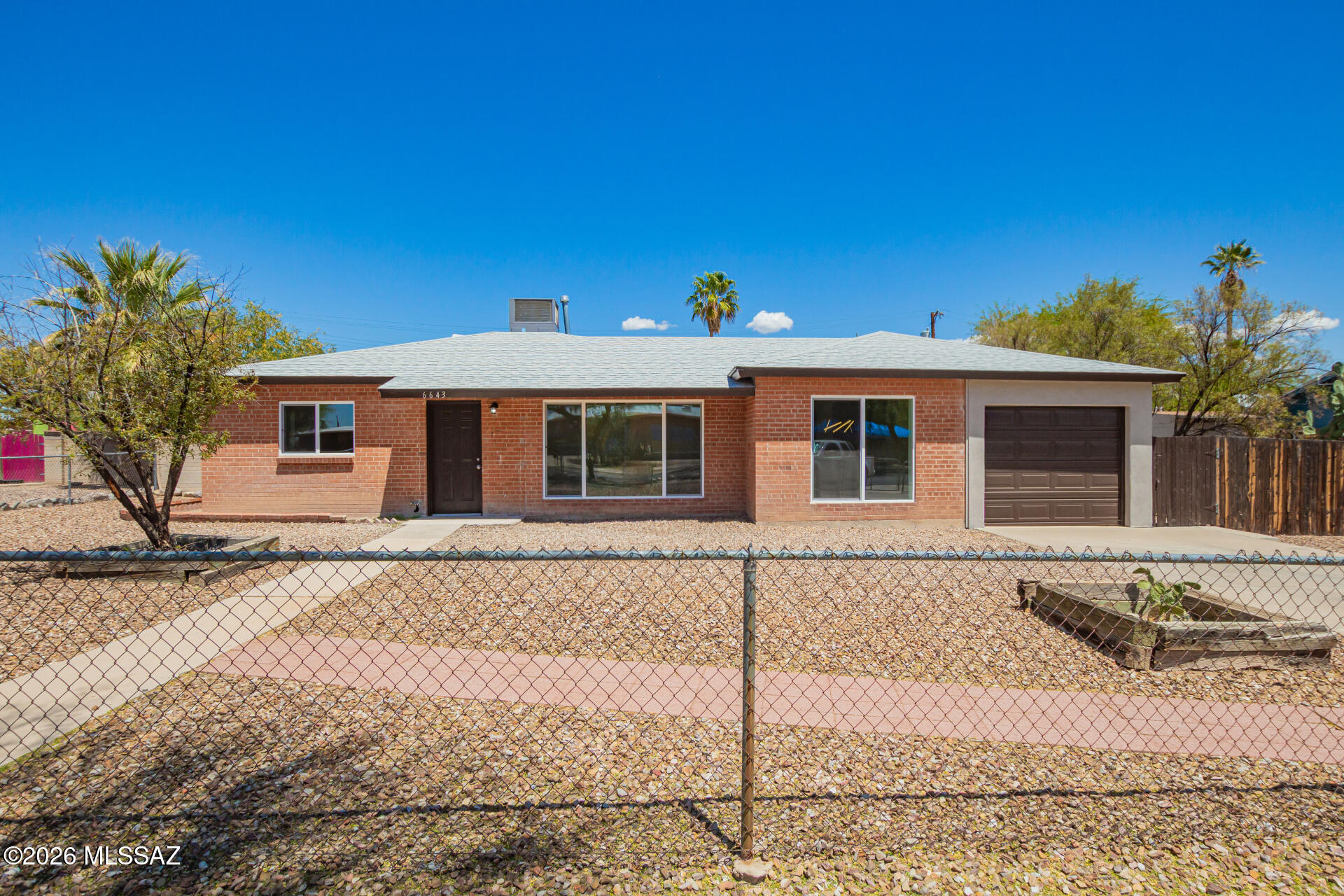 Manana Vista - Residential