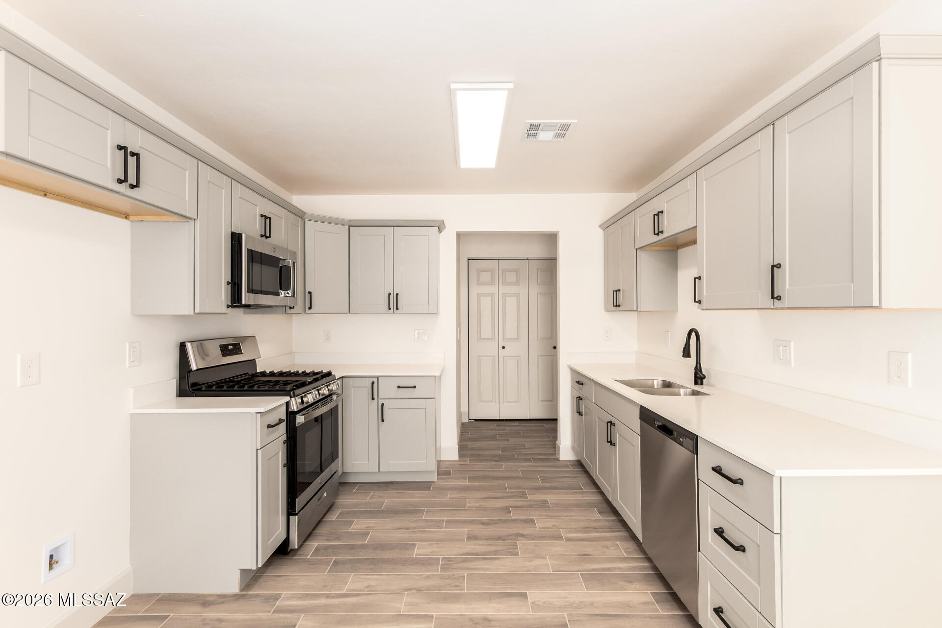 Manana Vista - Residential