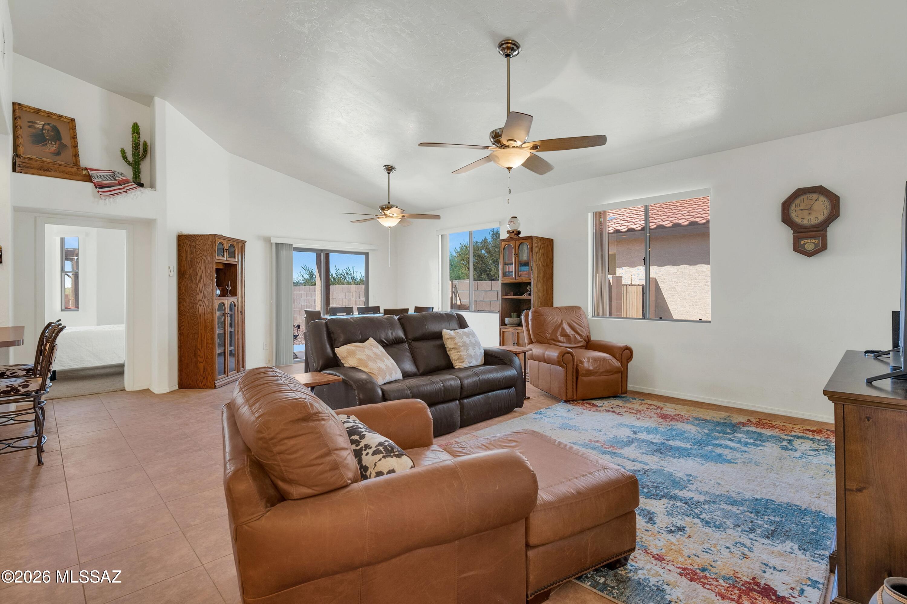 1569 W Cottonwood Canyon Drive