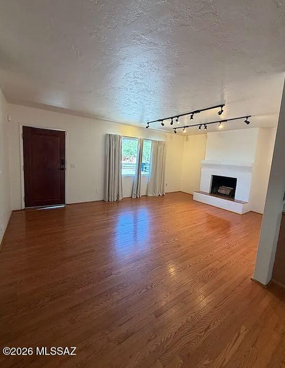 Unsubdivided - Residential Lease