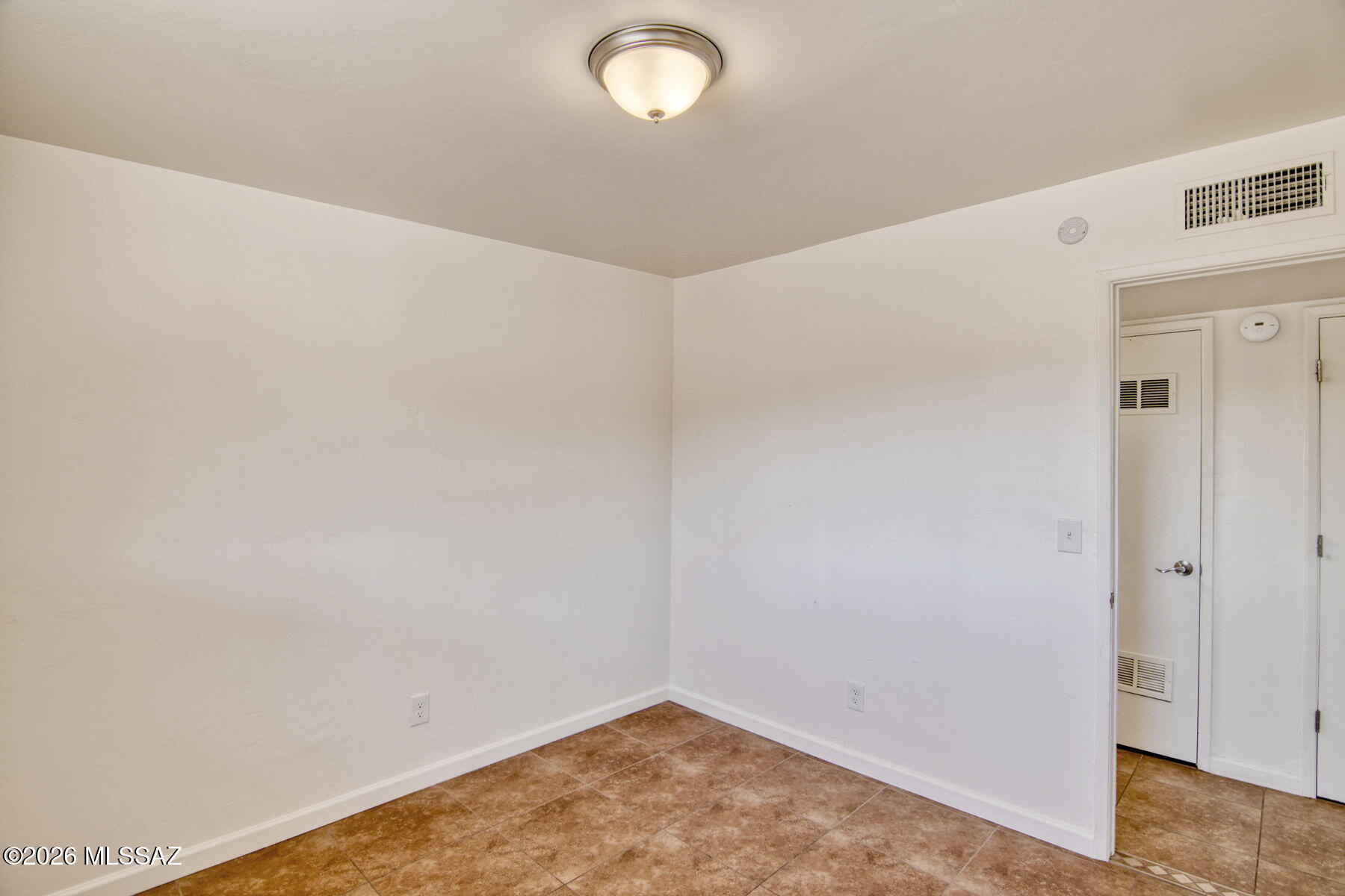 Broadway East (1-112) - Residential