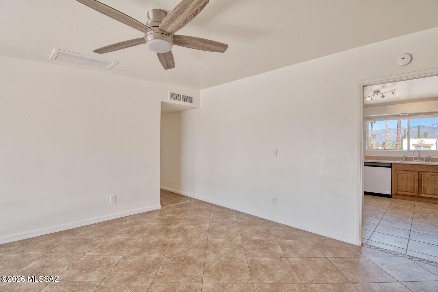 Broadway East (1-112) - Residential