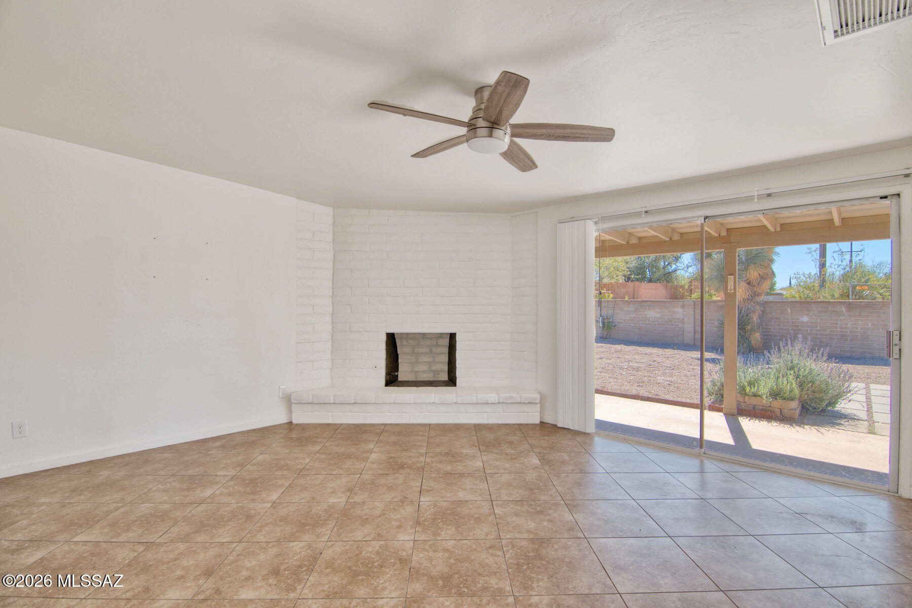 Broadway East (1-112) - Residential