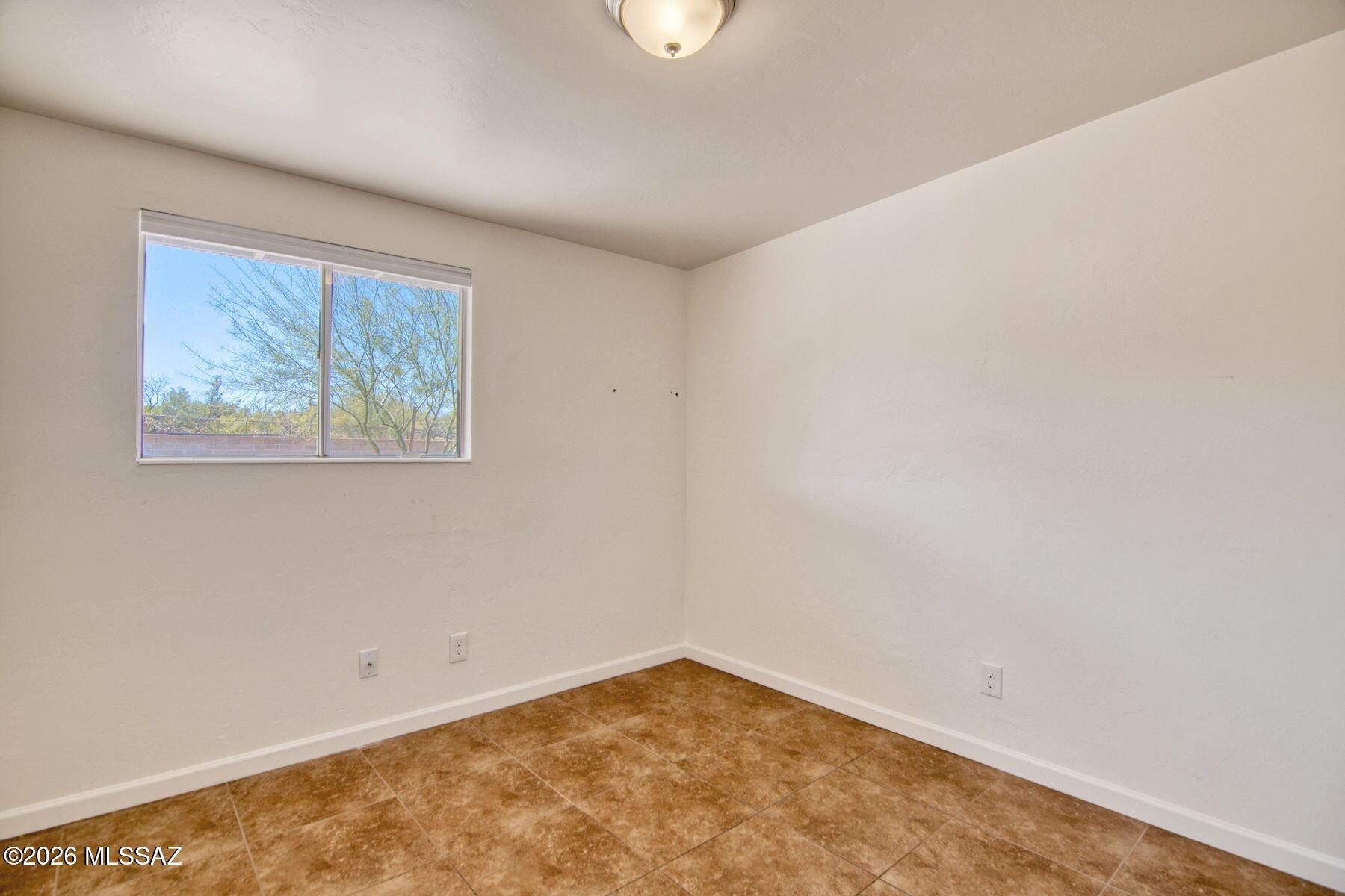 Broadway East (1-112) - Residential