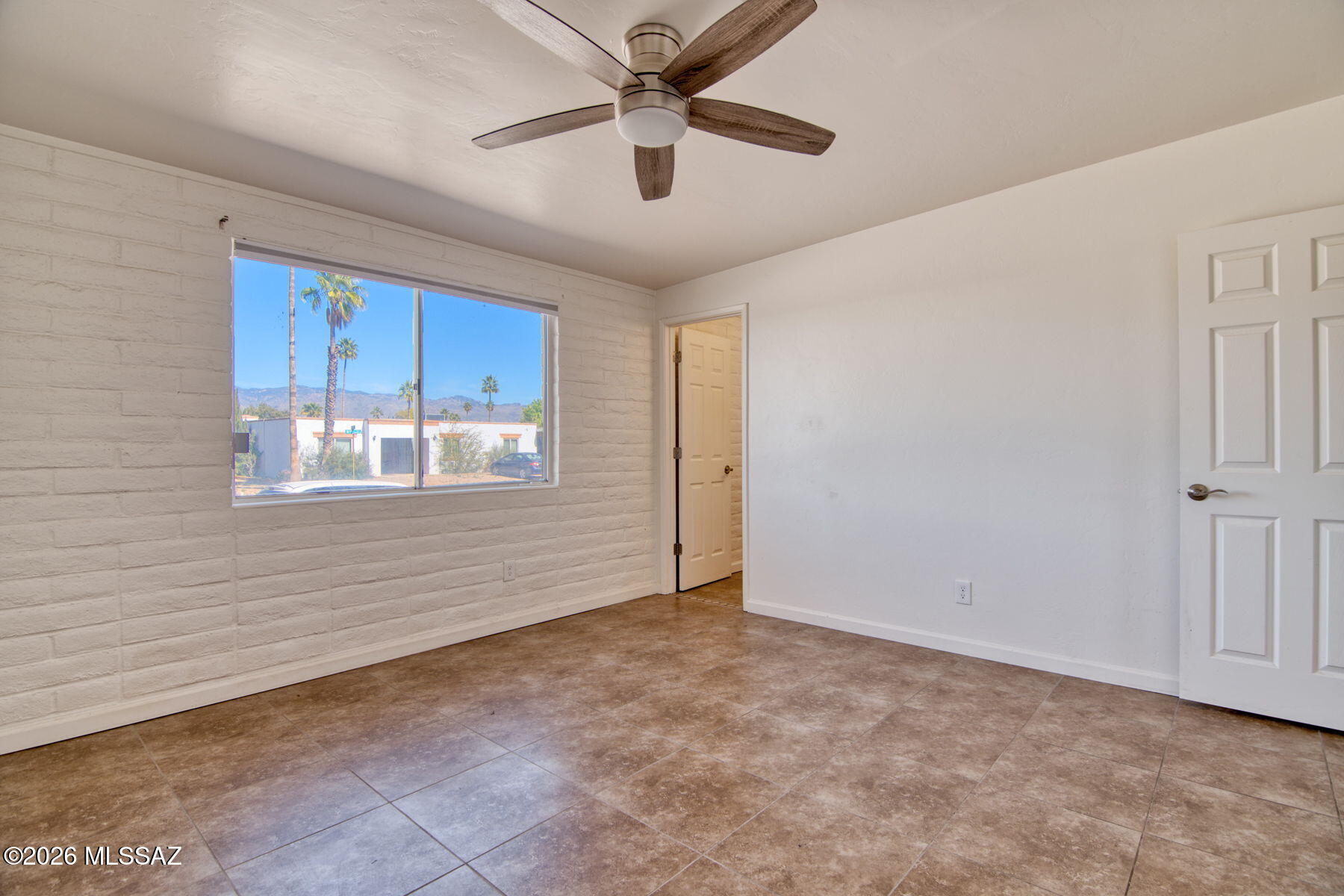 Broadway East (1-112) - Residential