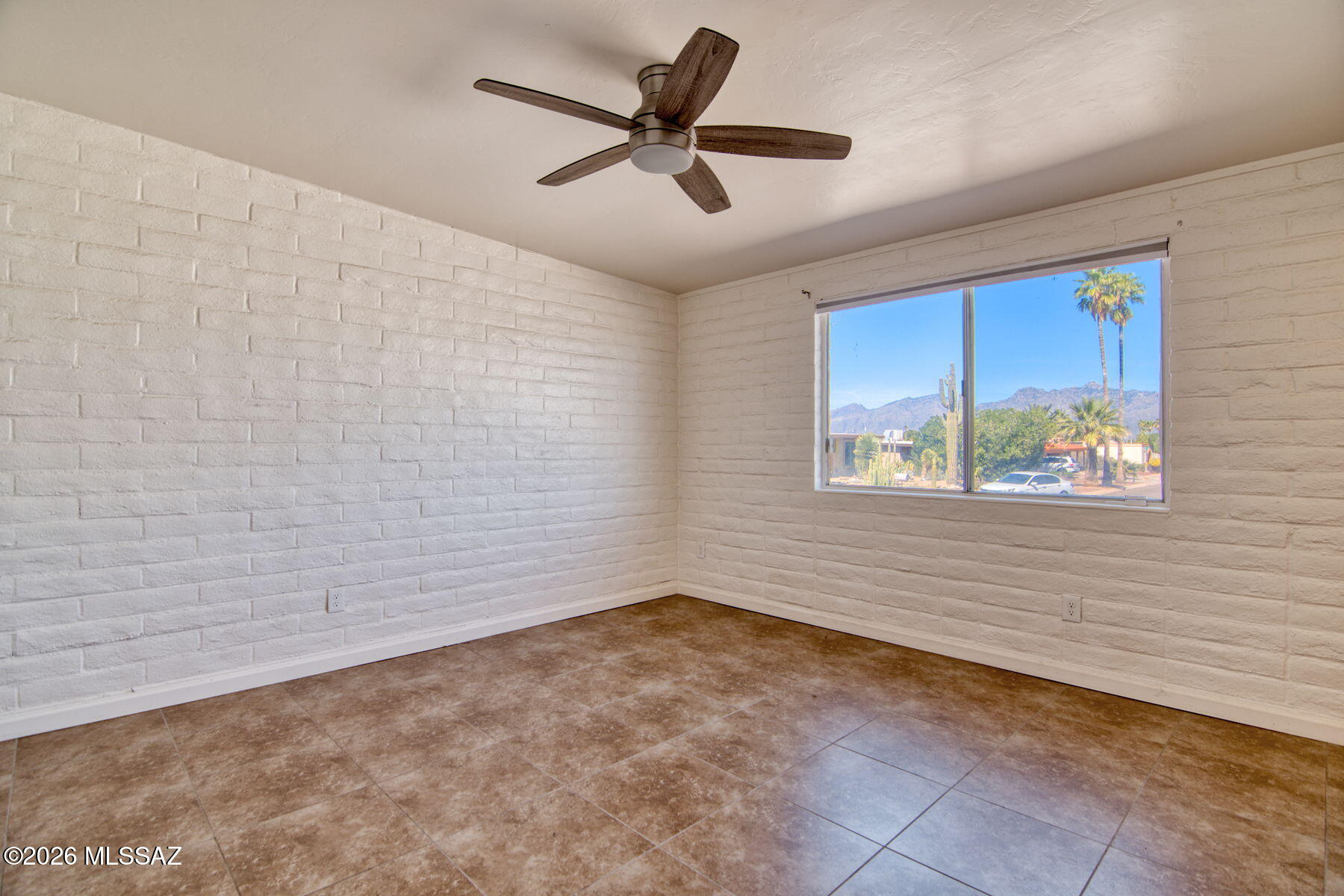 Broadway East (1-112) - Residential