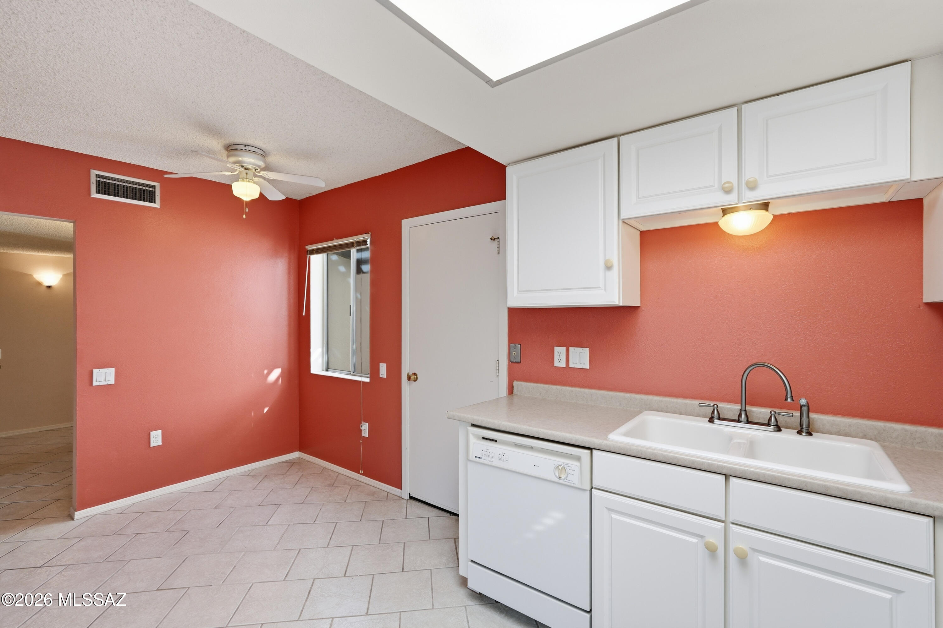 Continental Vistas(1-302) - Residential