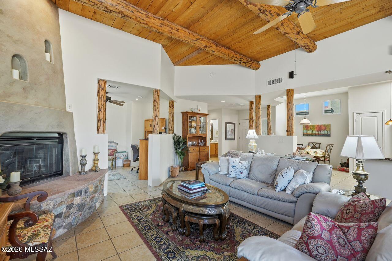 11324 N Mountain Meadow Place