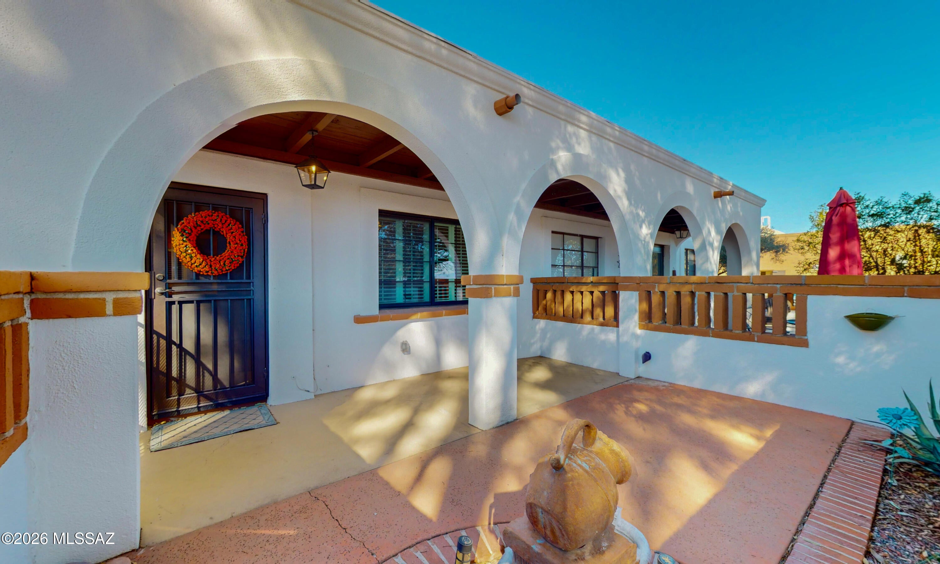 138 S La Canada Drive C