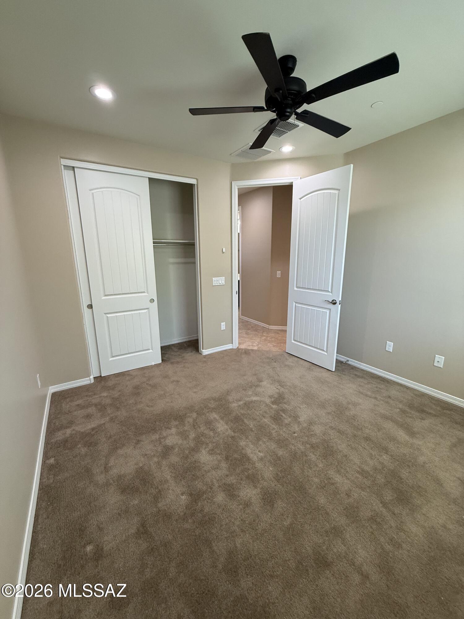 Sierra Morado Unit 3 Phase 1 SQ20142200489 - Residential Lease