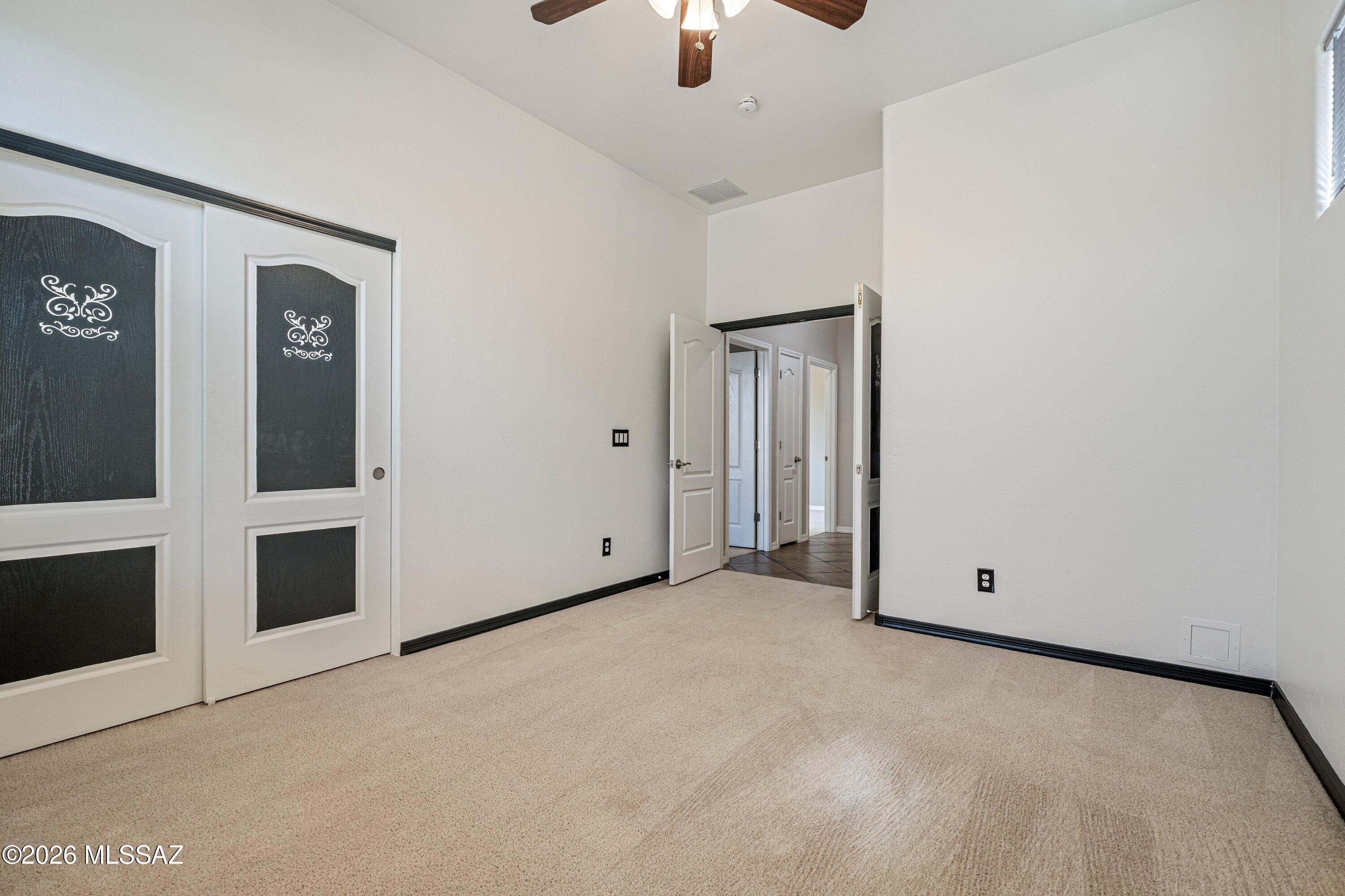 Mira Vista (1-60) - Residential
